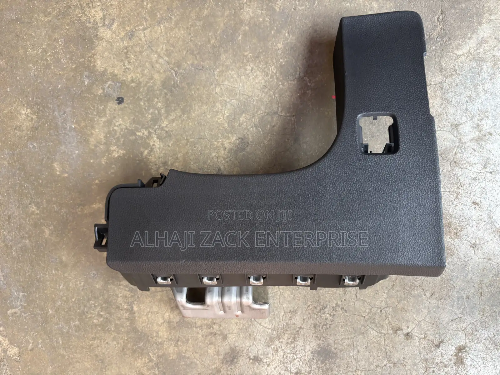 Honda CRV 2024 Knee Airbag