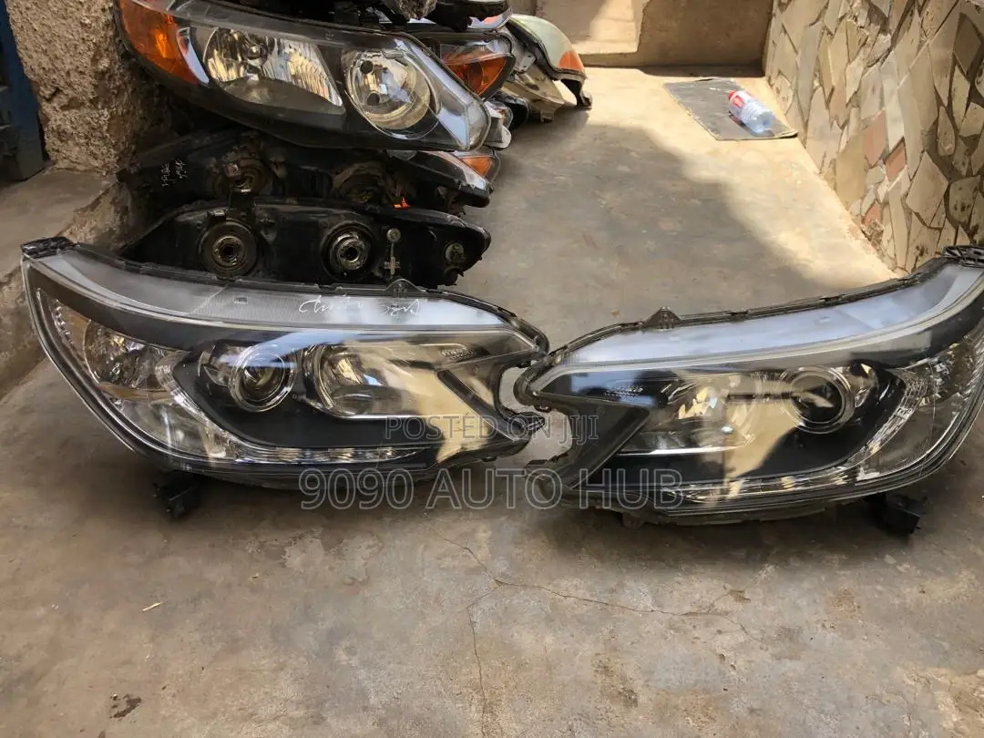 Uk Used 2013-14 Cr-v Headlight