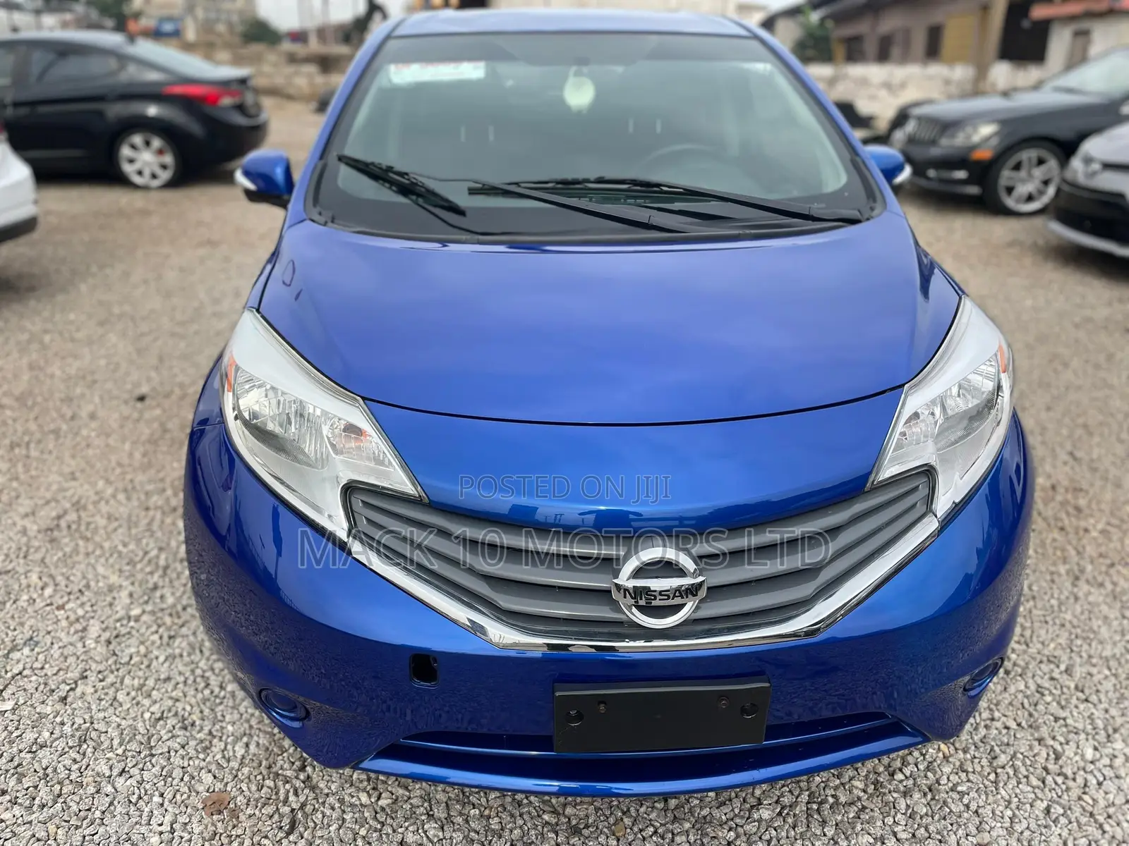 Nissan Versa 1.6 SV 2016 Blue
