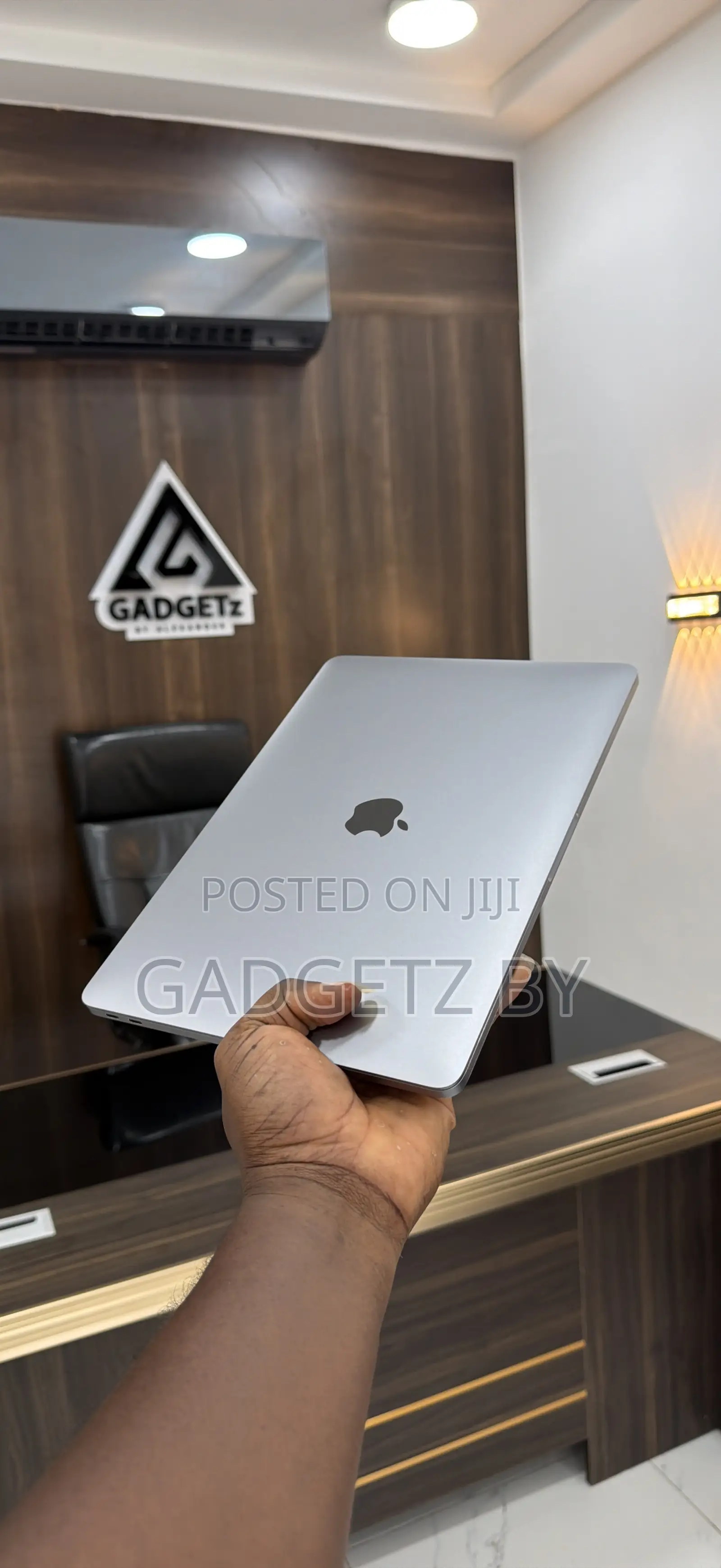 Laptop Apple MacBook Pro 2017 8GB Intel Core i5 SSD 256GB