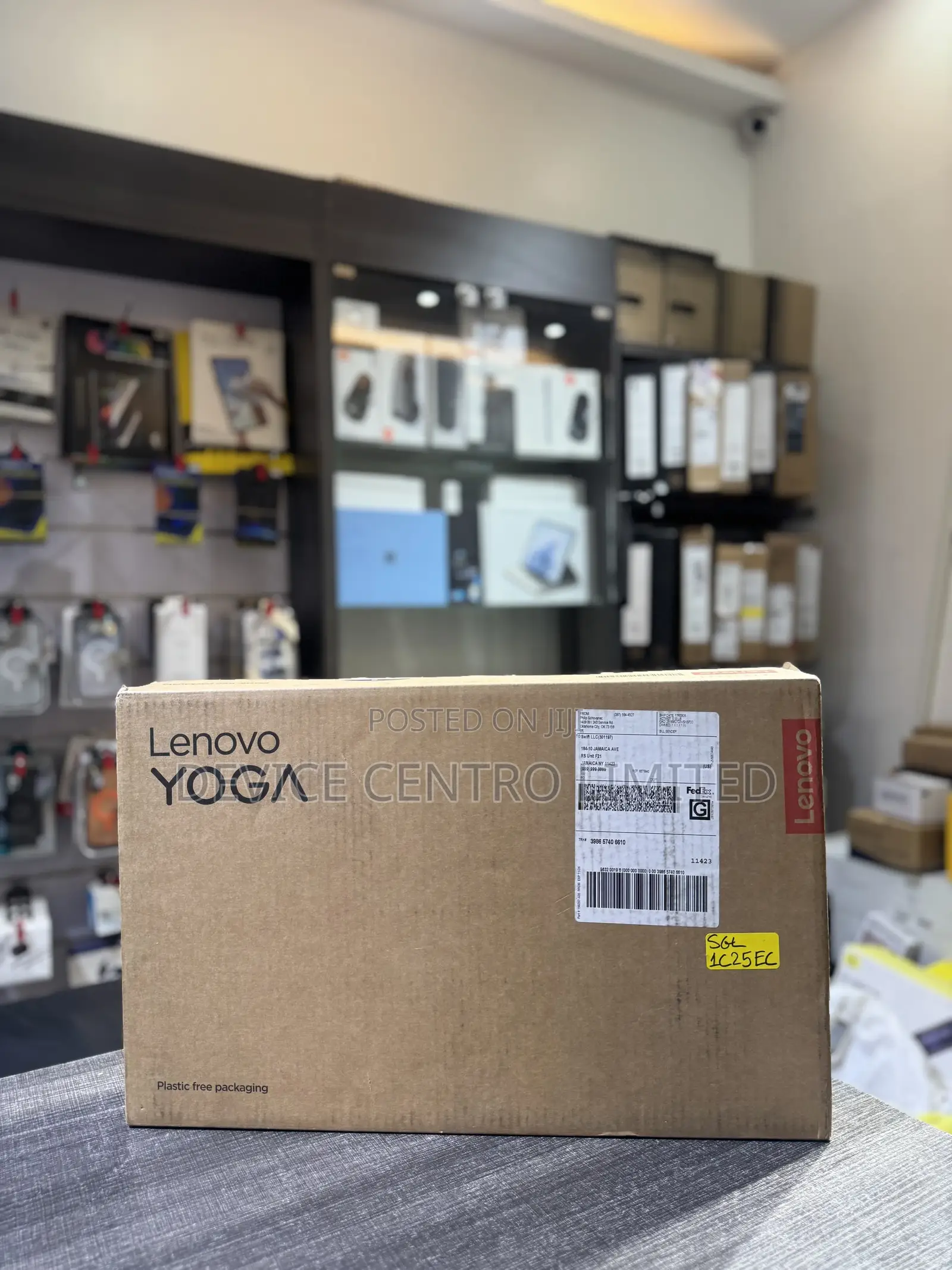 New Laptop Lenovo Yoga 7i 16GB AMD Ryzen 7 SSD 512GB