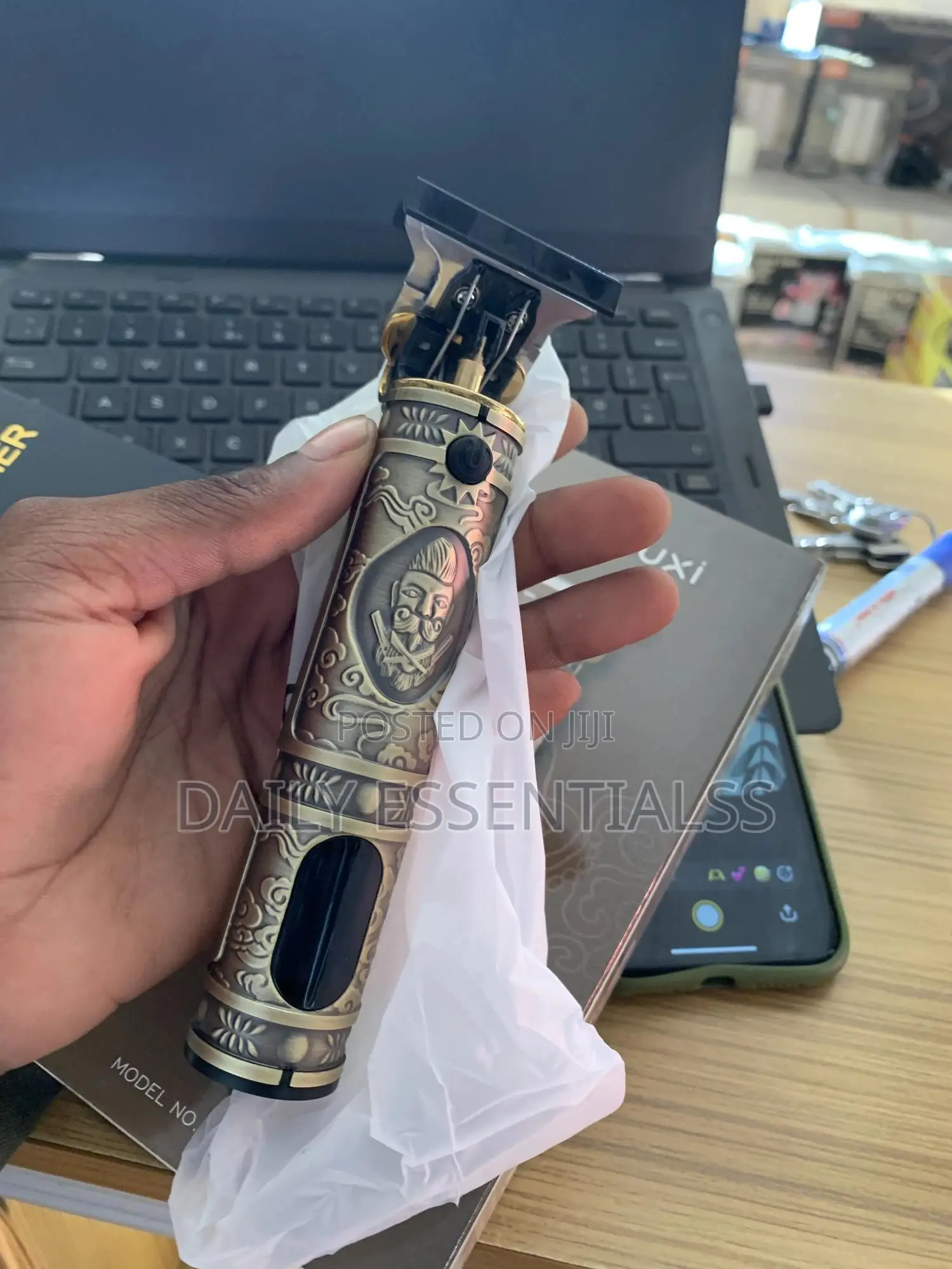 Resuxi Hair Trimmer – Fast Charging Long Lasting Battery