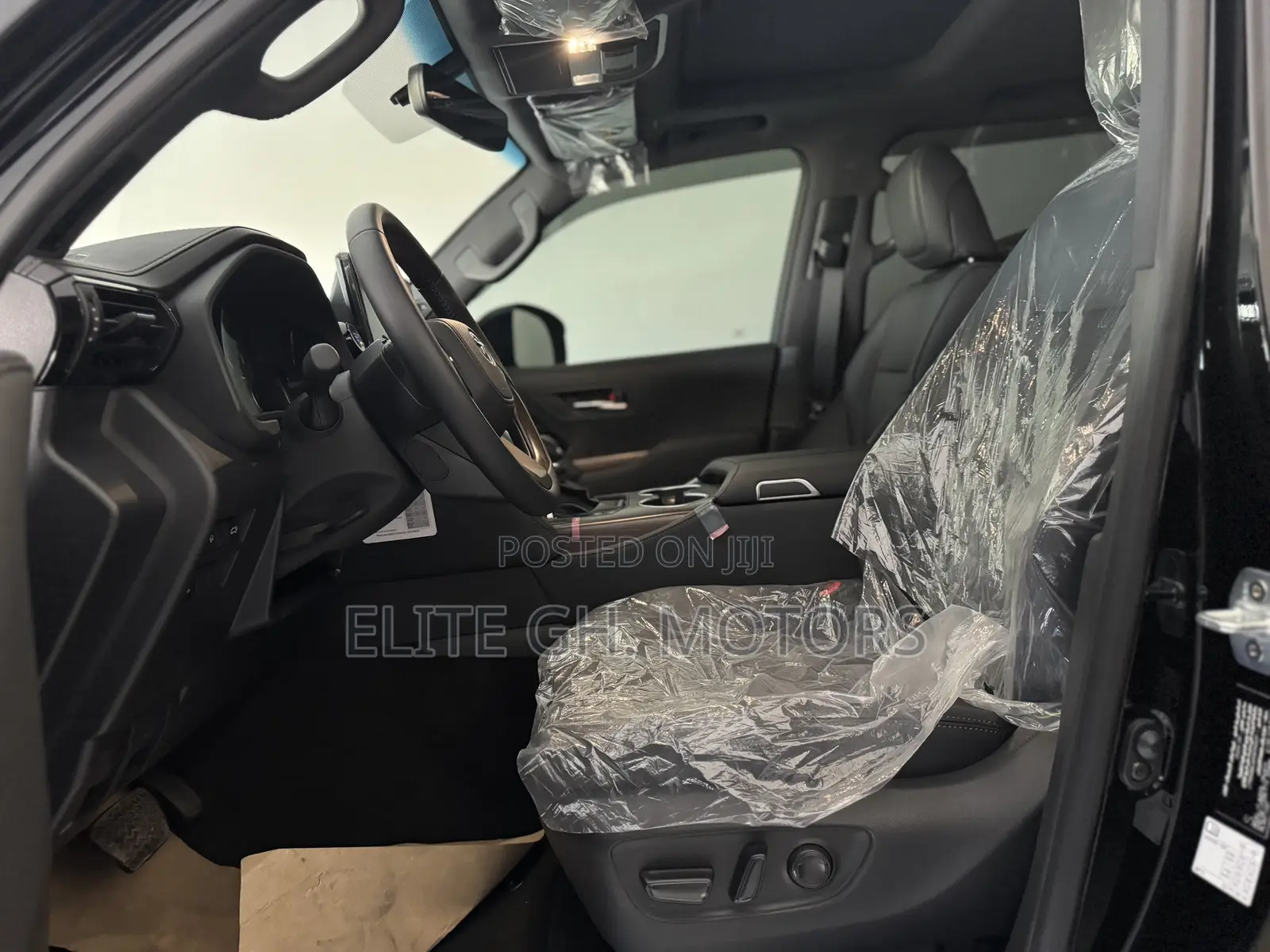 New Toyota Land Cruiser LC300 2025 Black
