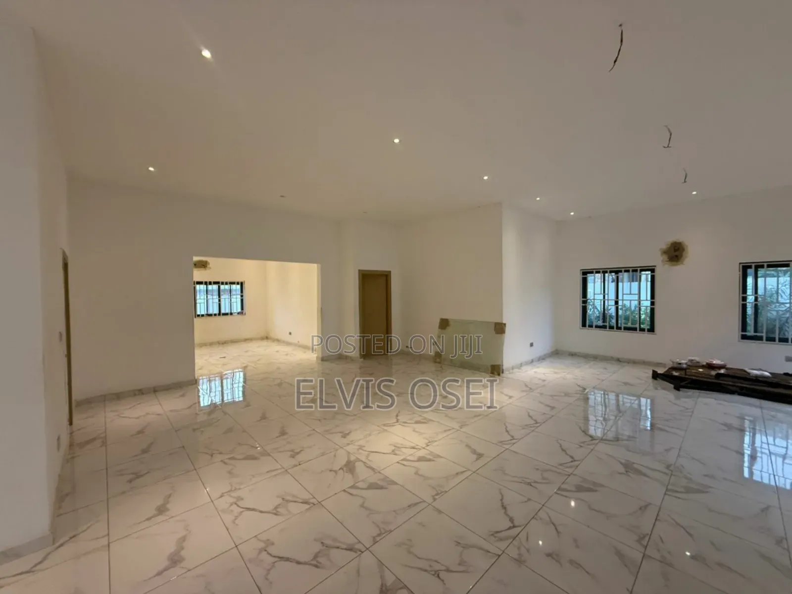 3bdrm House in Oyarefa Ghana Flag, Owusu Ansah for sale