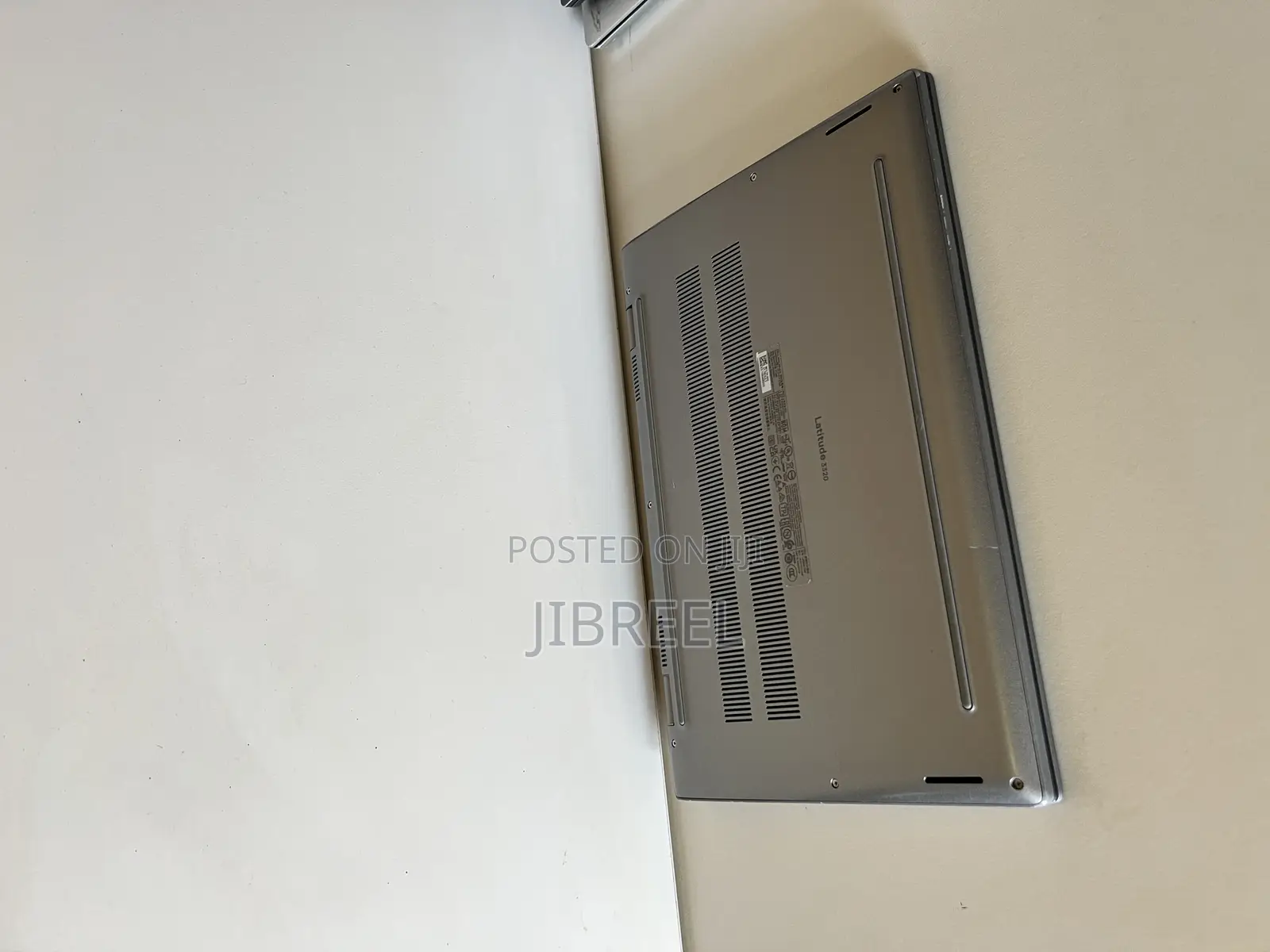 Laptop Dell Latitude 3320 8GB Intel Core i3 SSD 256GB