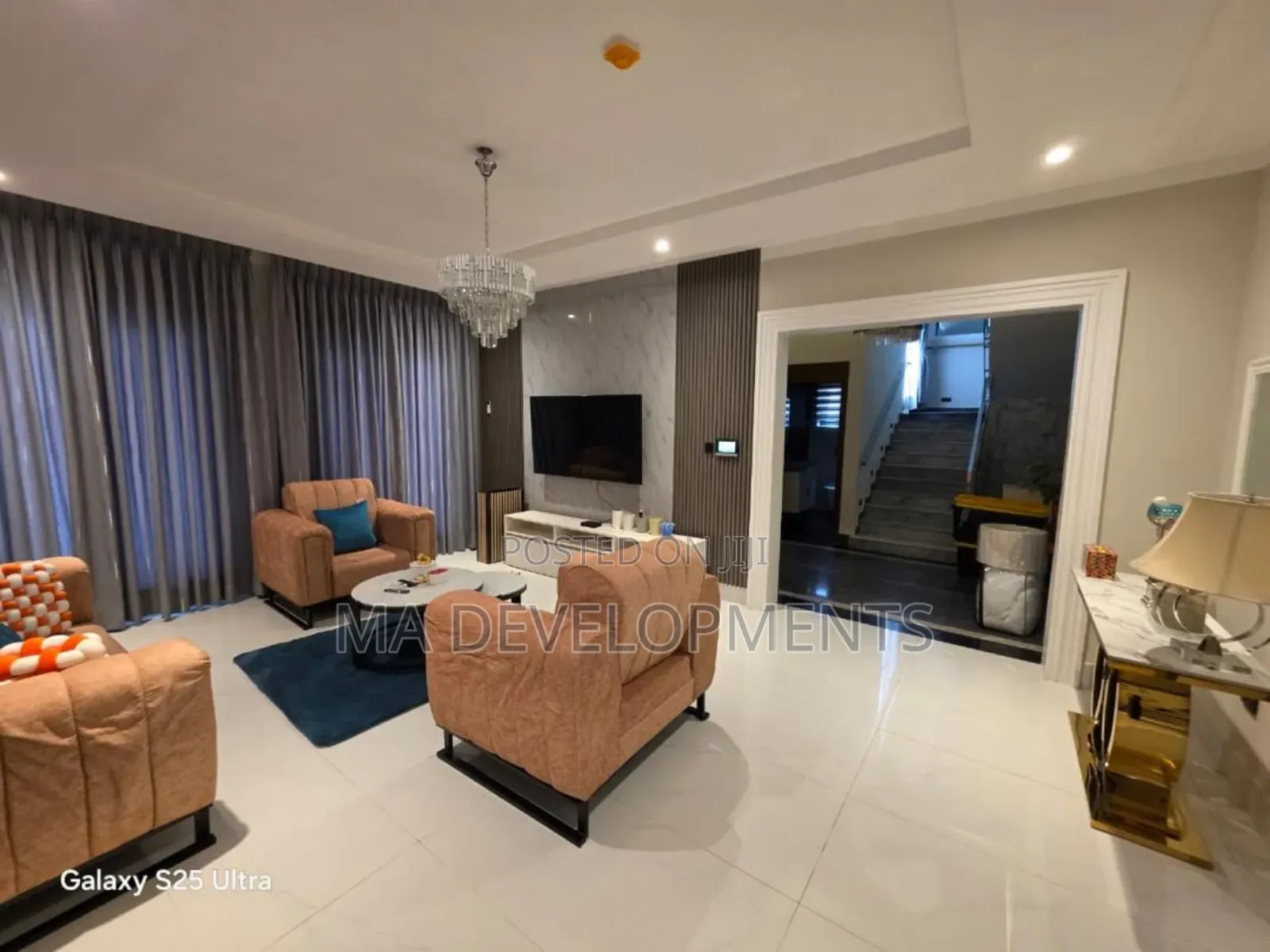 Furnished 6bdrm Townhouse / Terrace in Airport West for rent