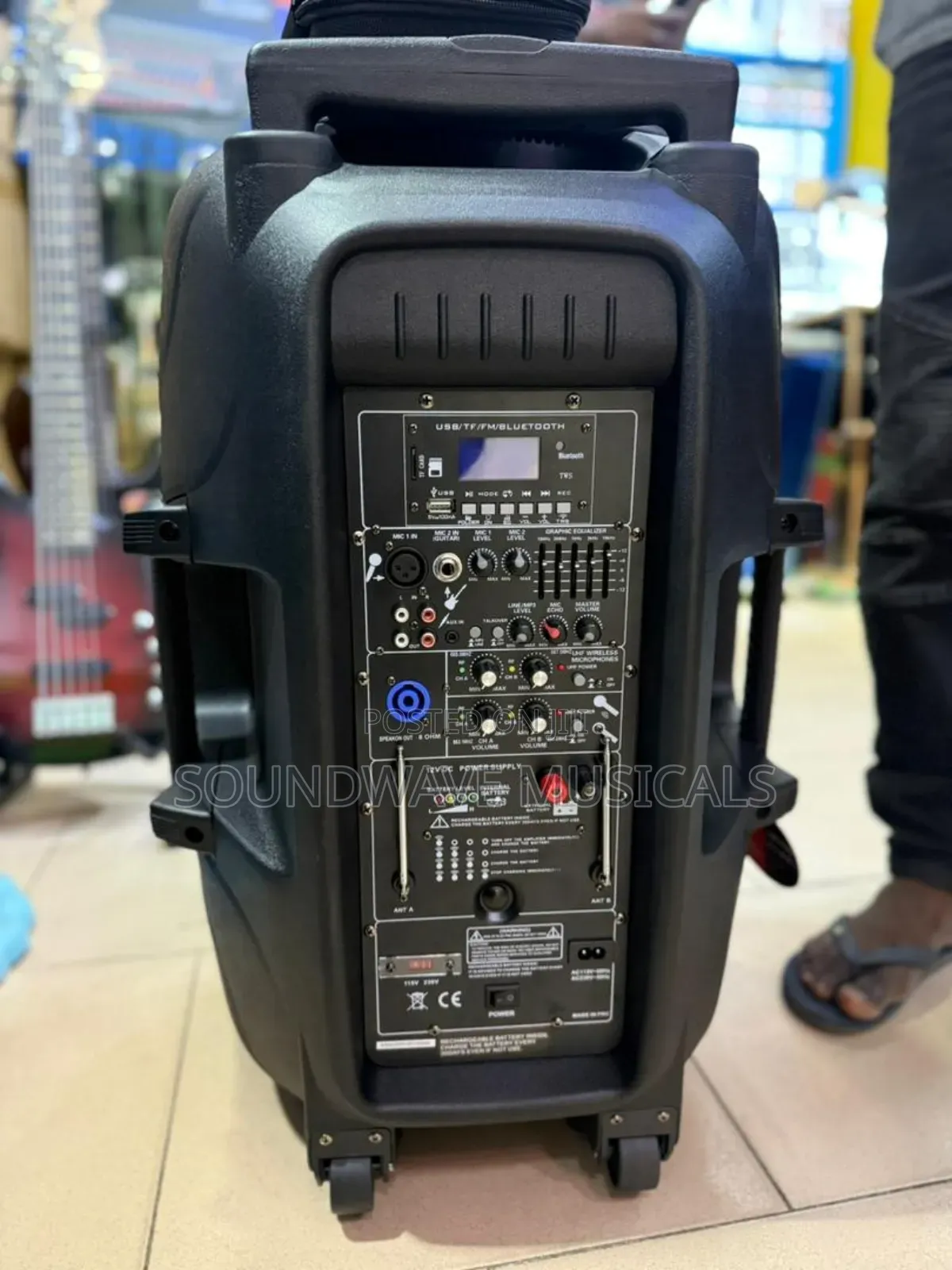 15 Inches Bluetooth Speaker With 4in1 Microphone