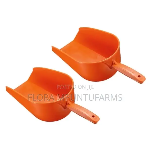 Feed Scooper