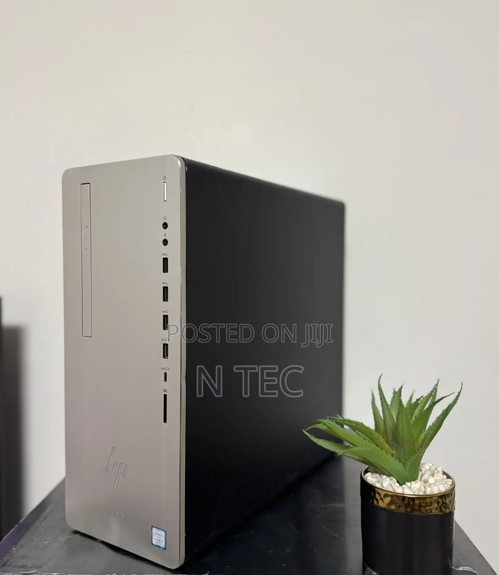 Desktop Computer HP Envy 795 8GB Intel Core i5 SSD 256GB