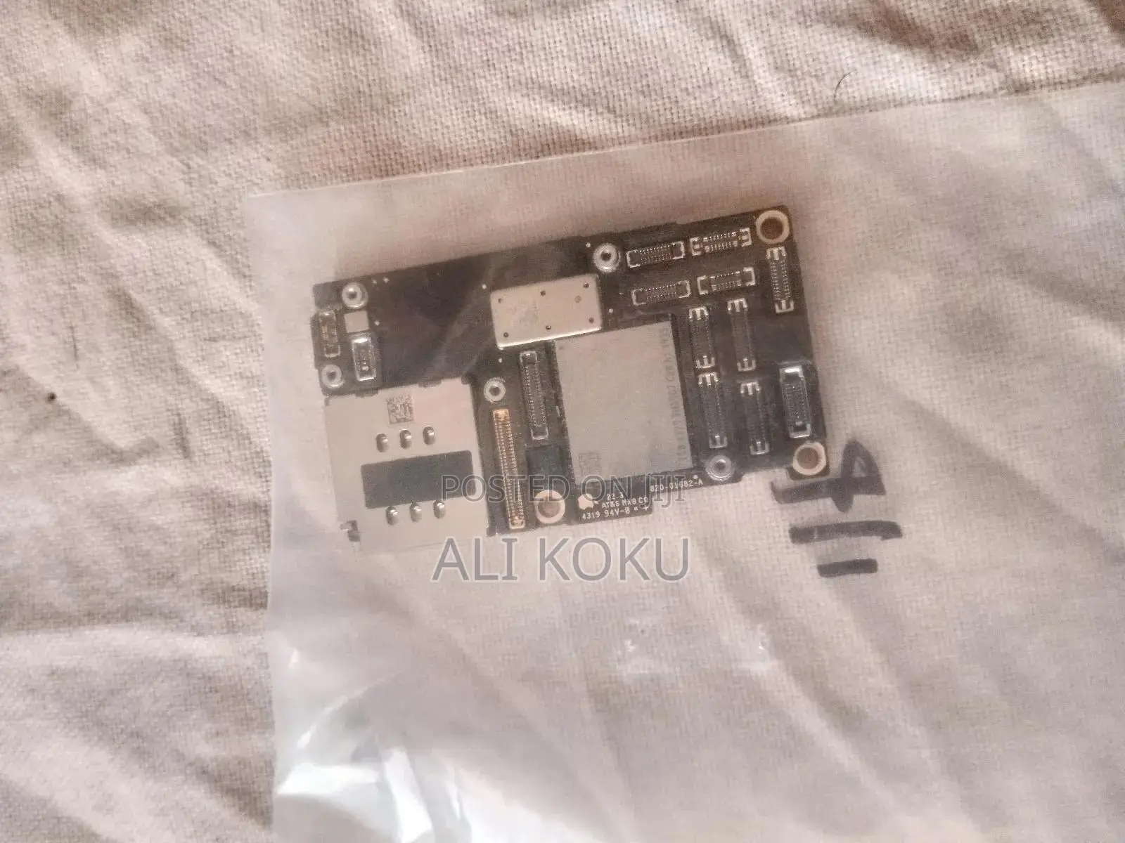 iPhone 11 Pro Board 256gb . No Face Id