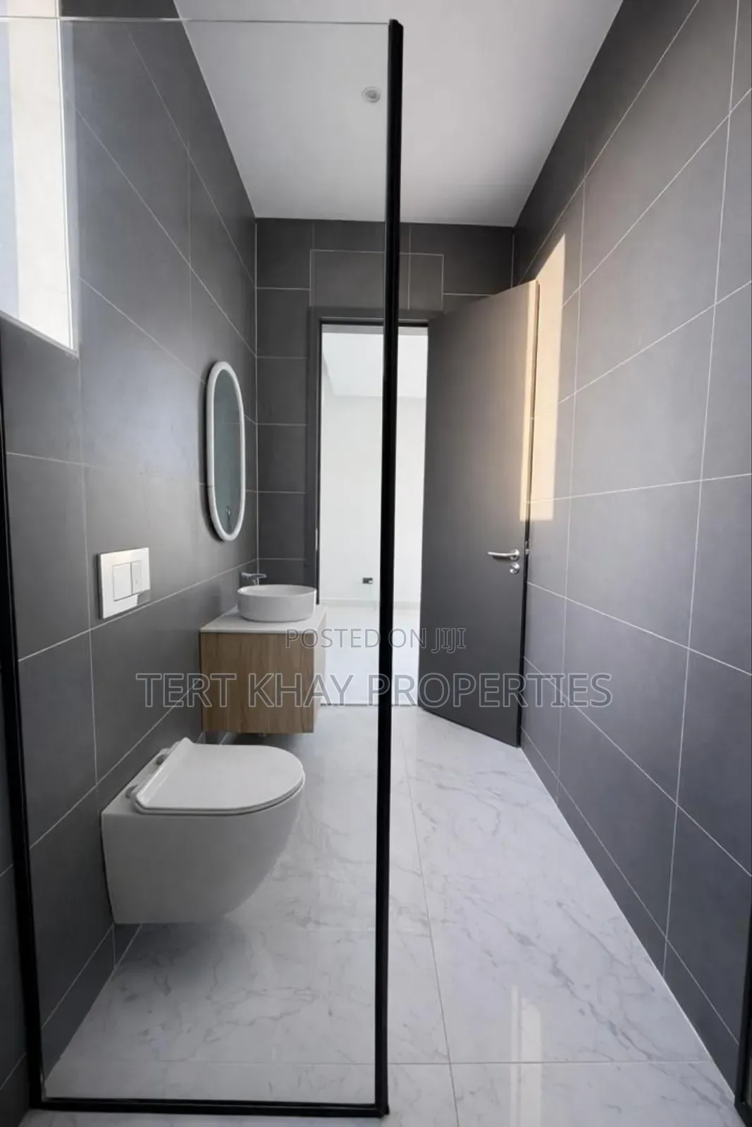 6bdrm House in Adjiriganor, East Legon for sale