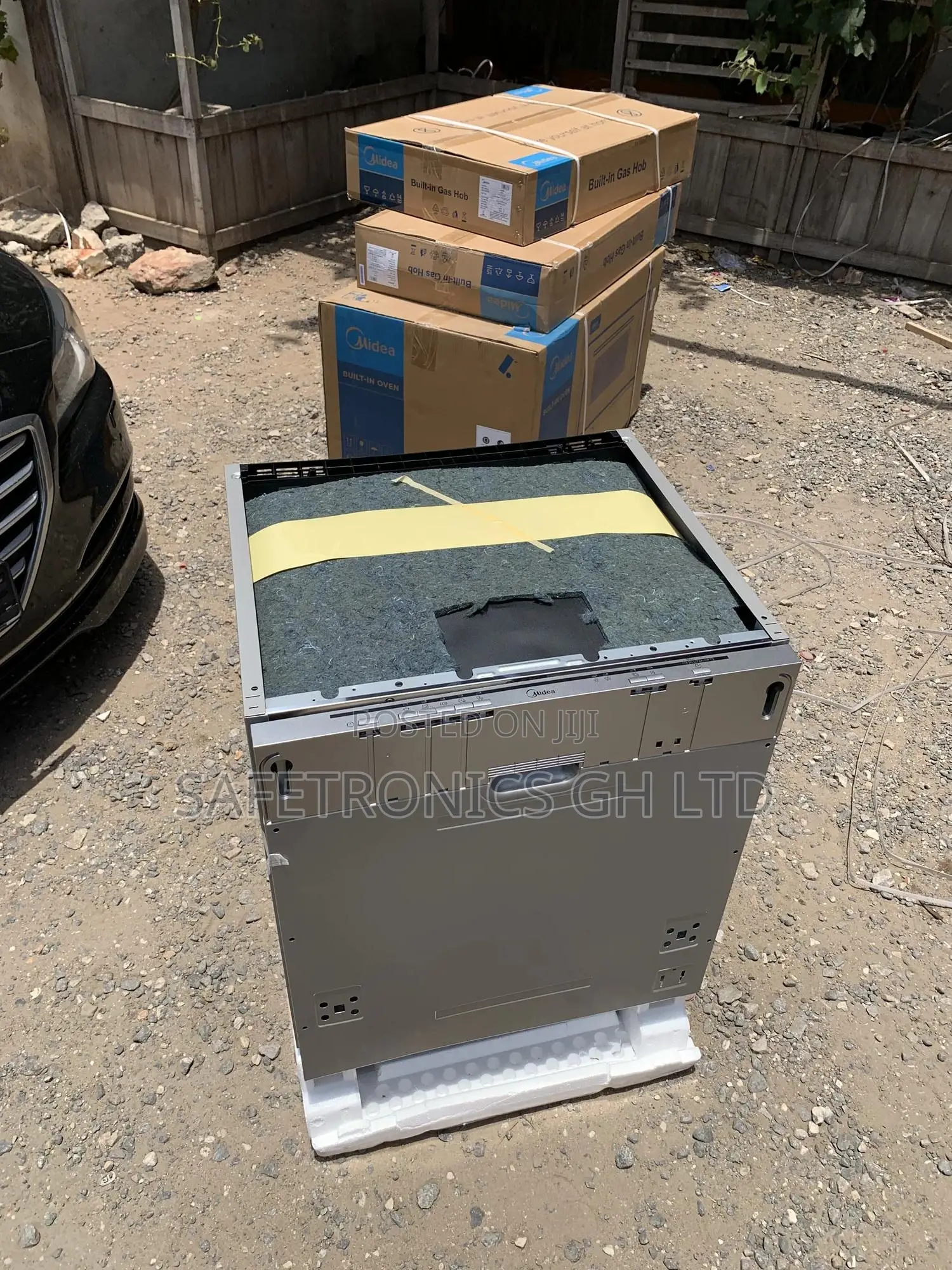Super Ultra Sleek Electric in-Built 14 Plates Midea Dishwasher