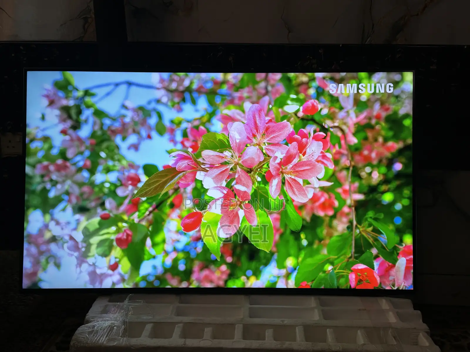 Samsung TV 50 Inches Qled Smart New Arrivals