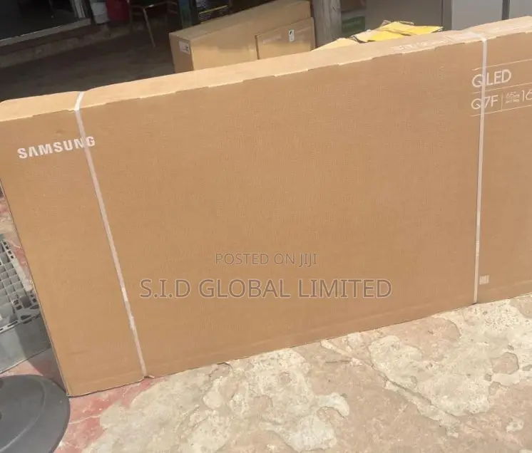 Experience True-to-Life Color Volume 100% on Samsung 65" Q7f