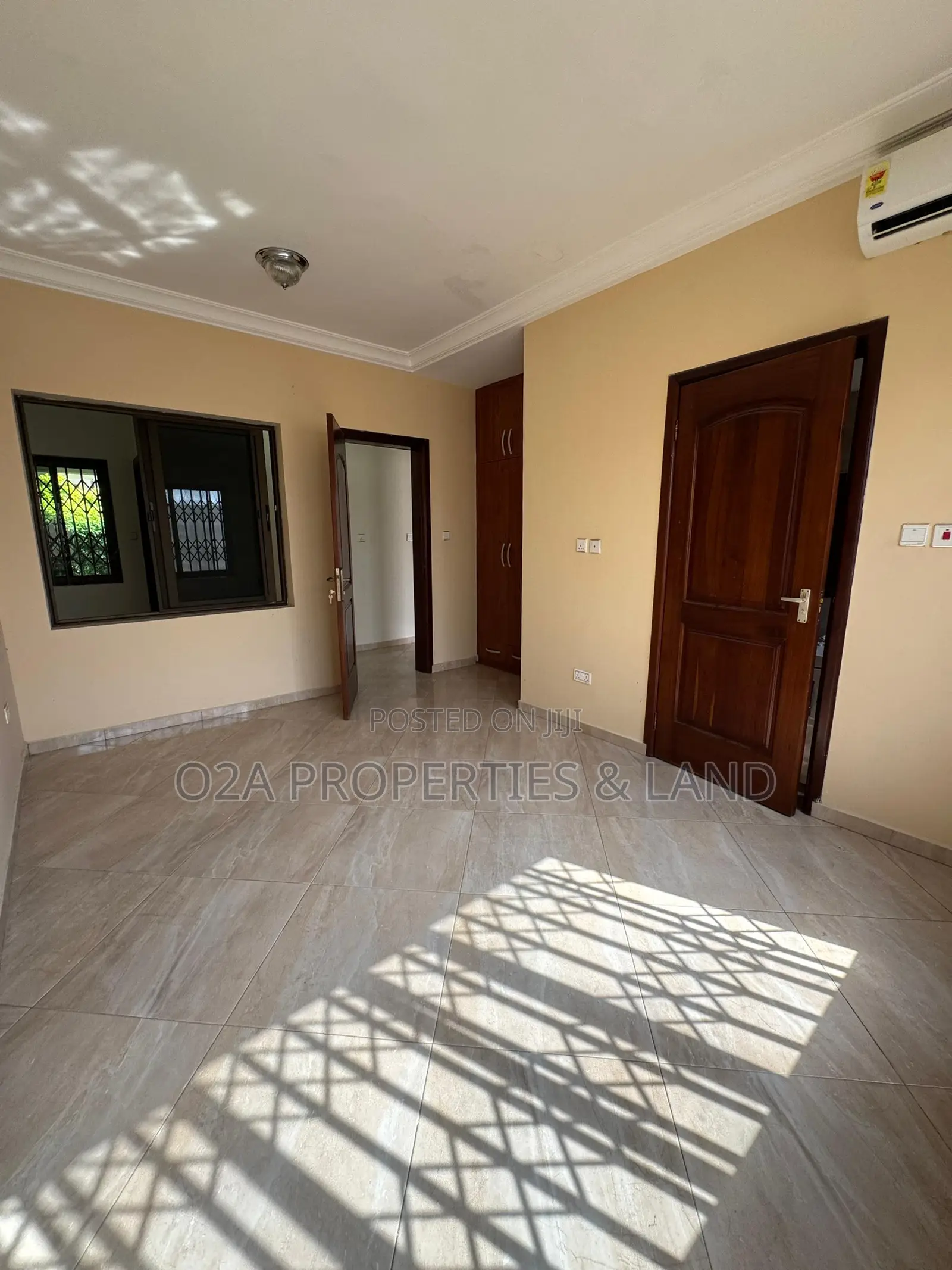 3bdrm House in Community 25 for rent