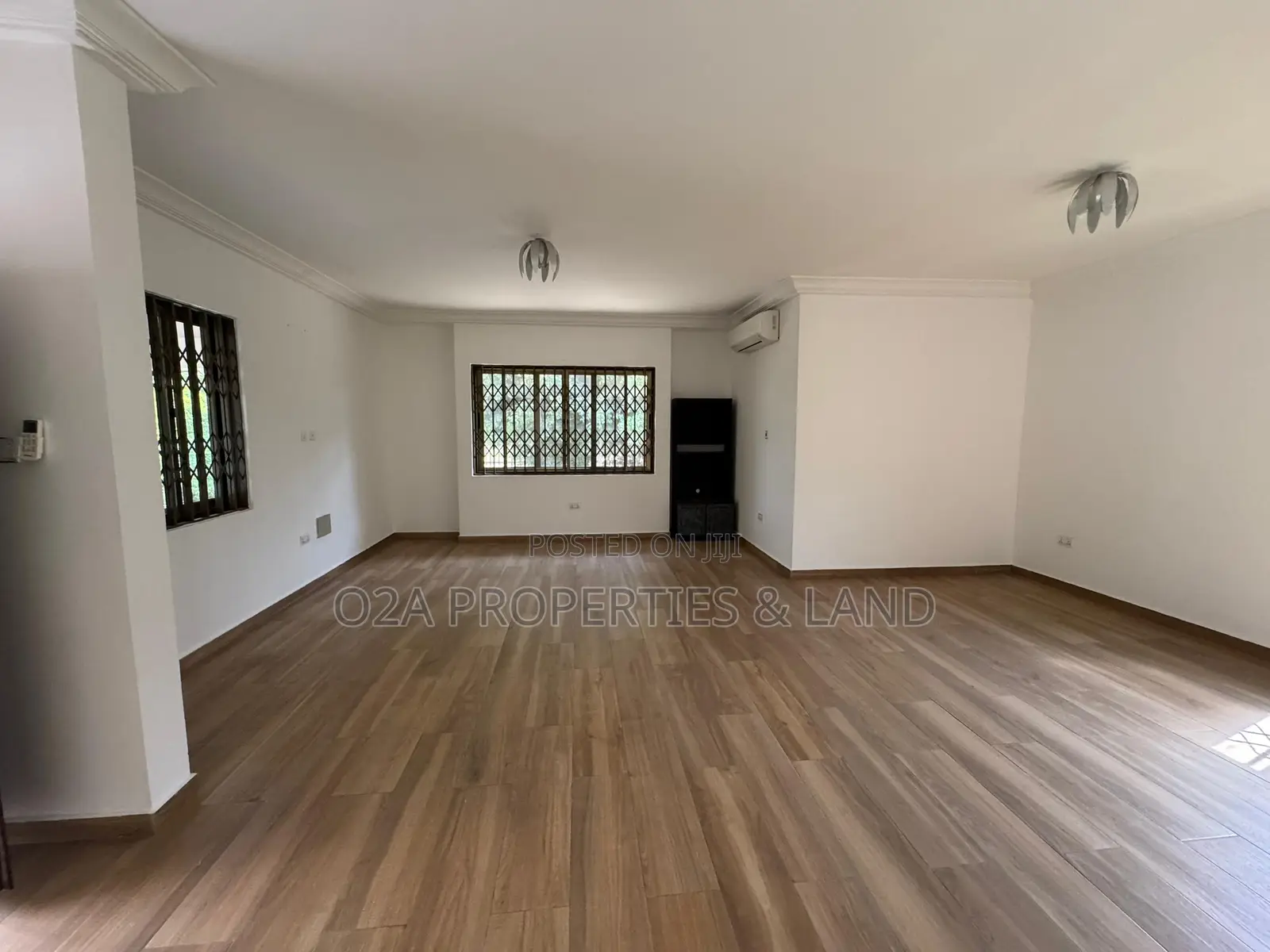 3bdrm House in Community 25 for rent
