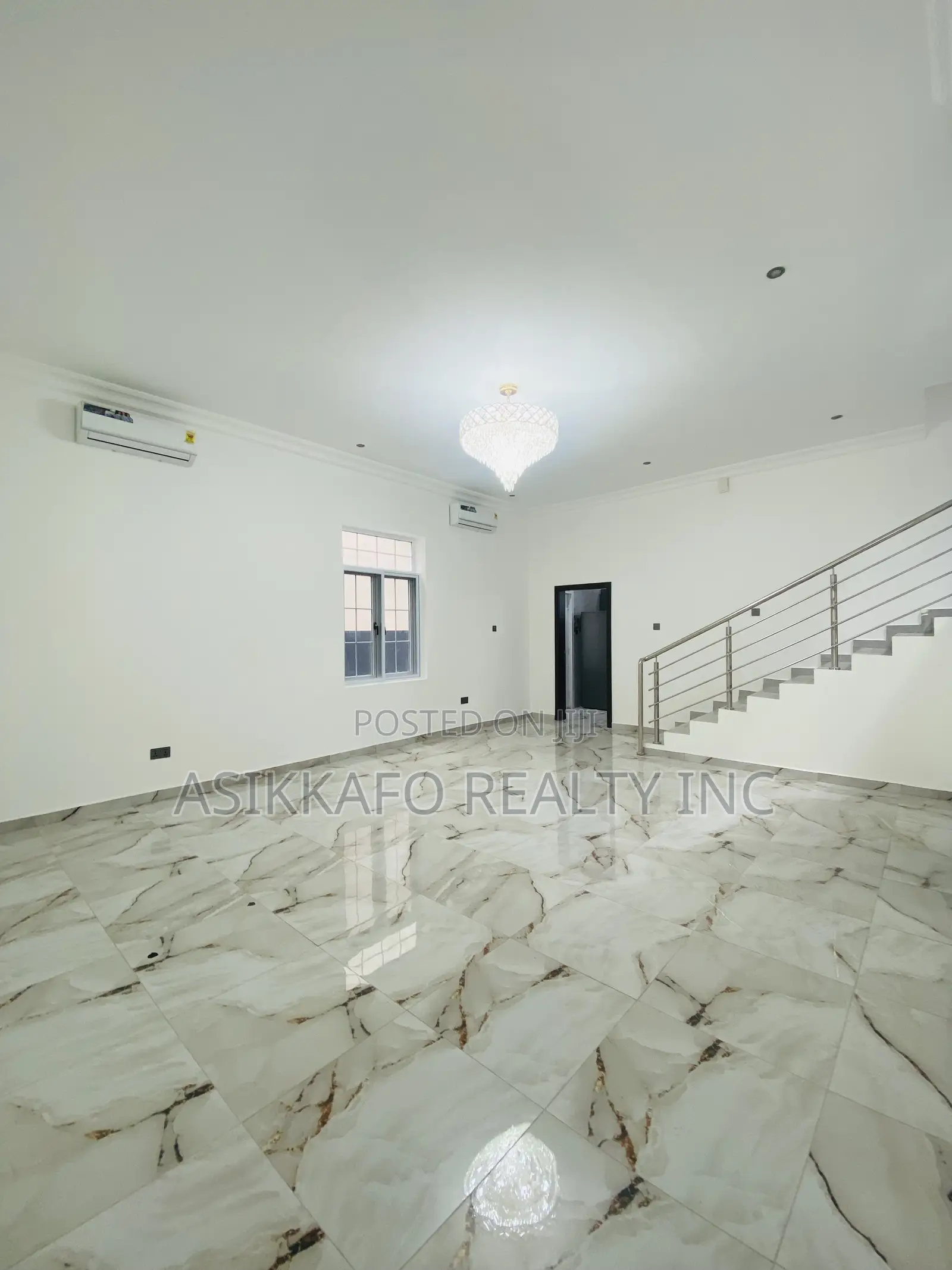 4bdrm Duplex in Manet Junction, Spintex for sale