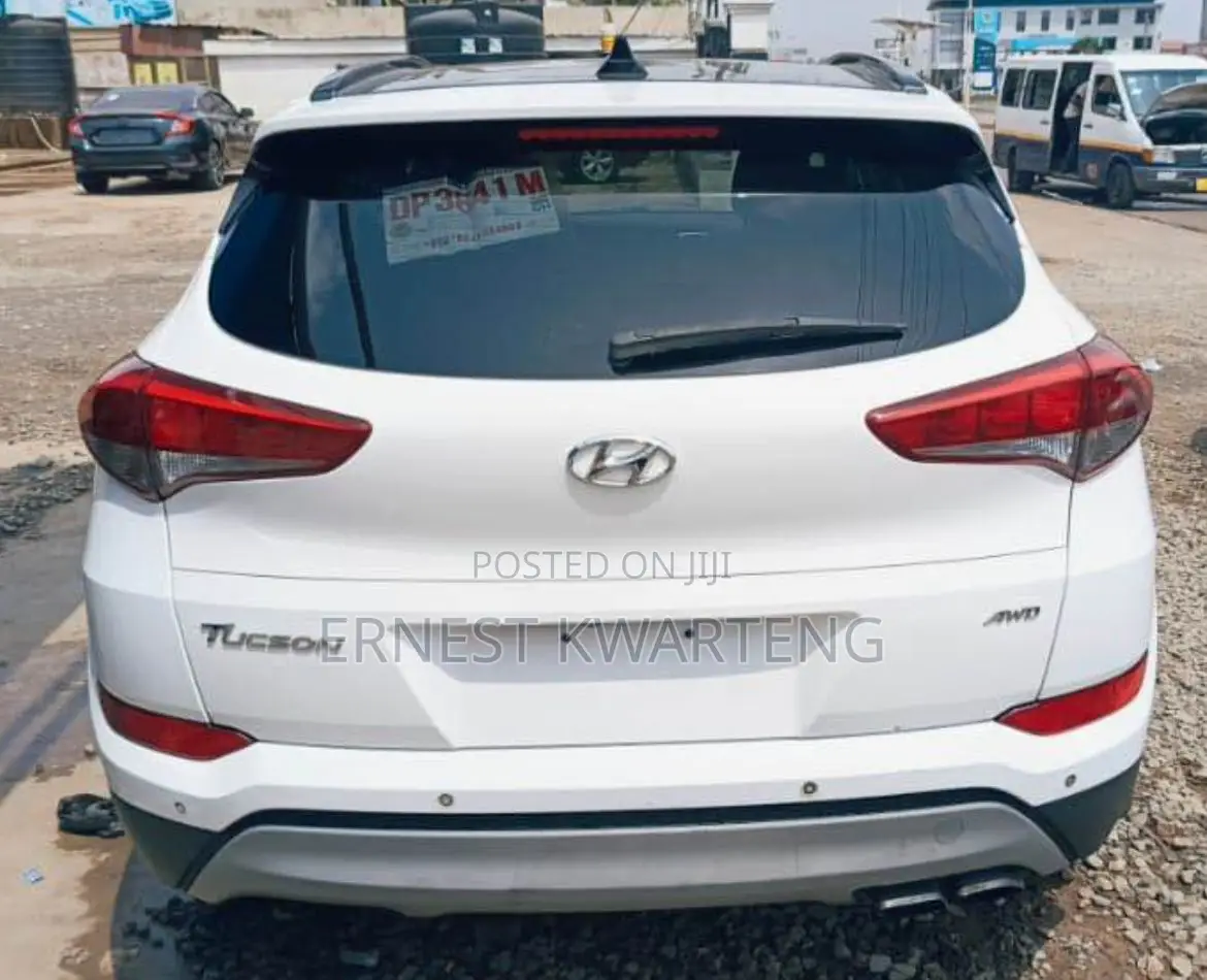 Hyundai Tucson 2018 White