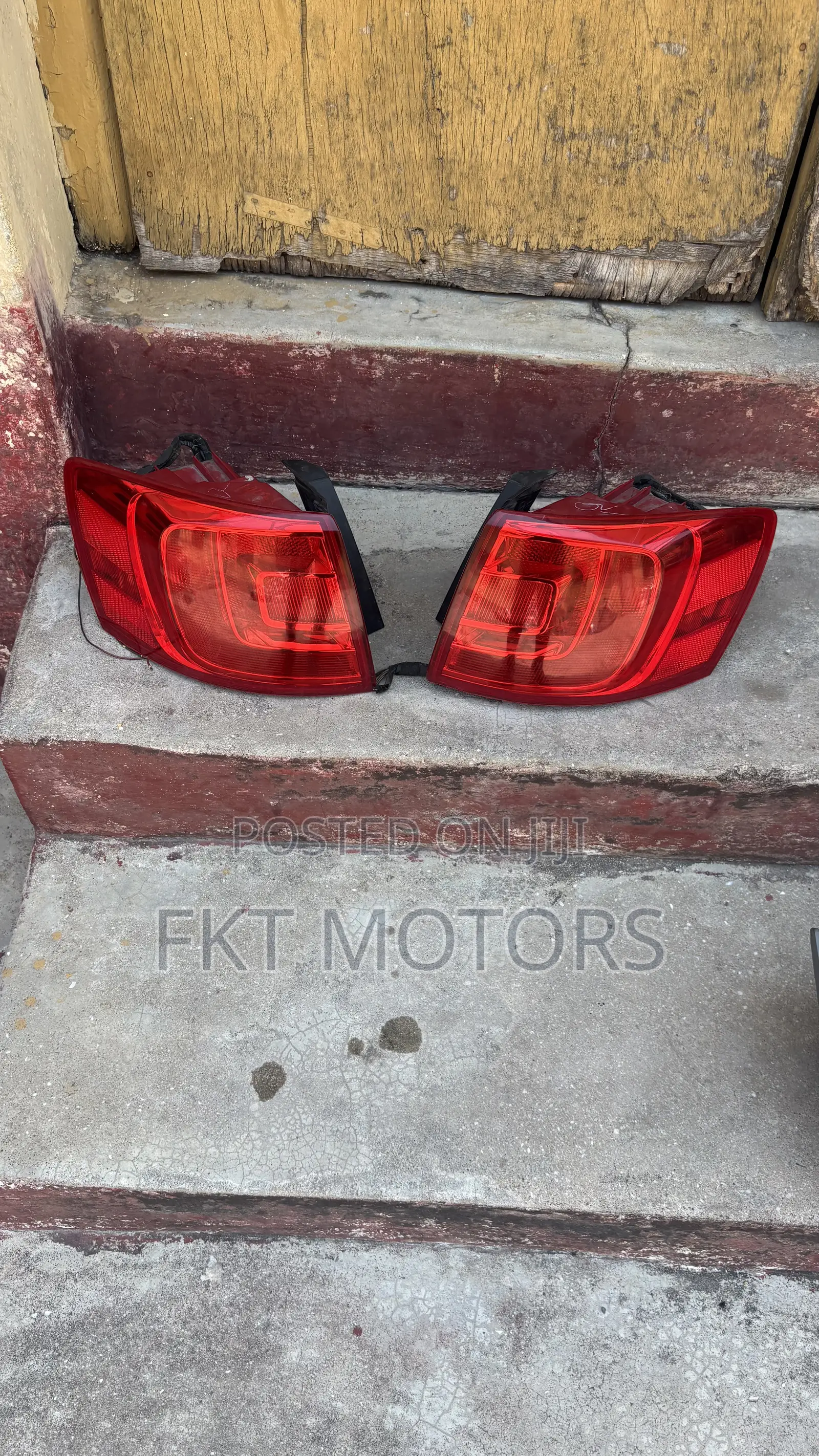 Volkswagen Jetta Taillight 2011,2012,2013,2014,2015,2016