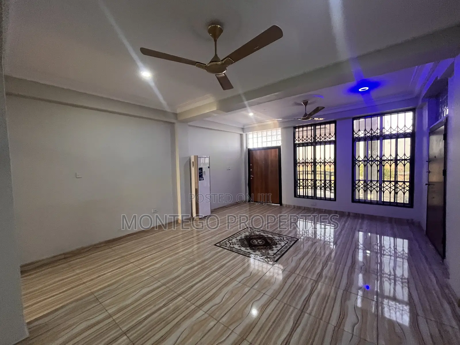 2bdrm Apartment in West Trassacco, Adjiriganor for rent