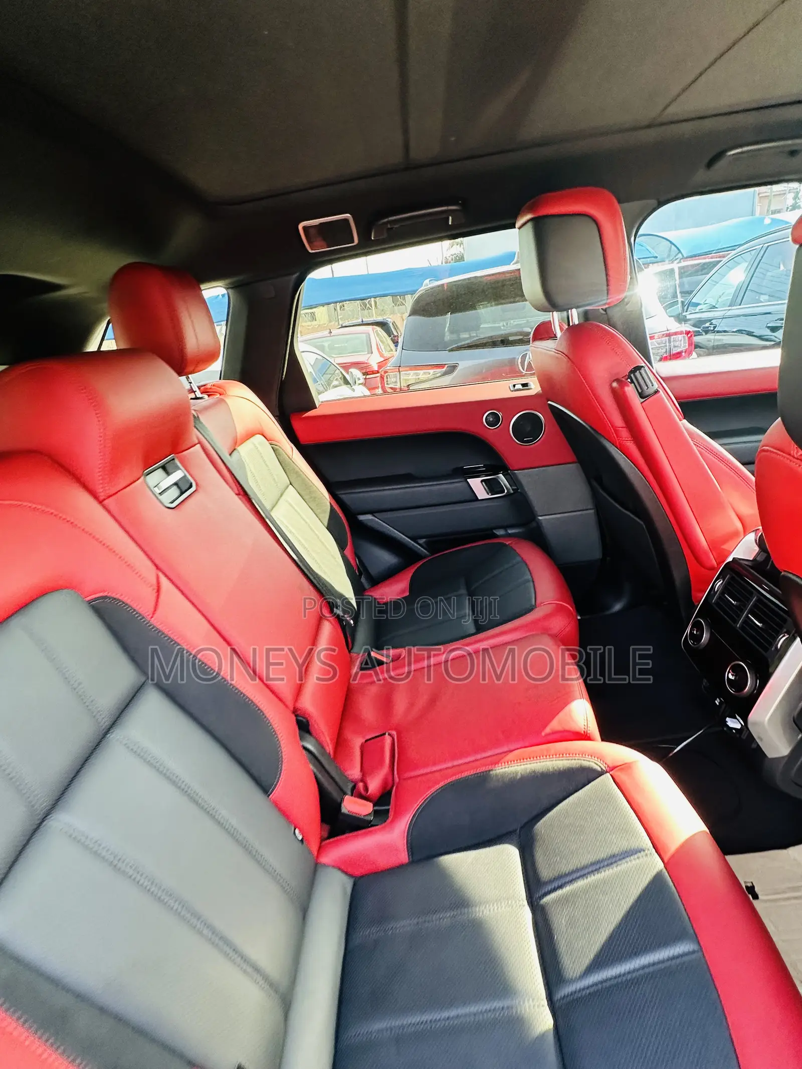 Land Rover Range Rover Sport 2022 Red