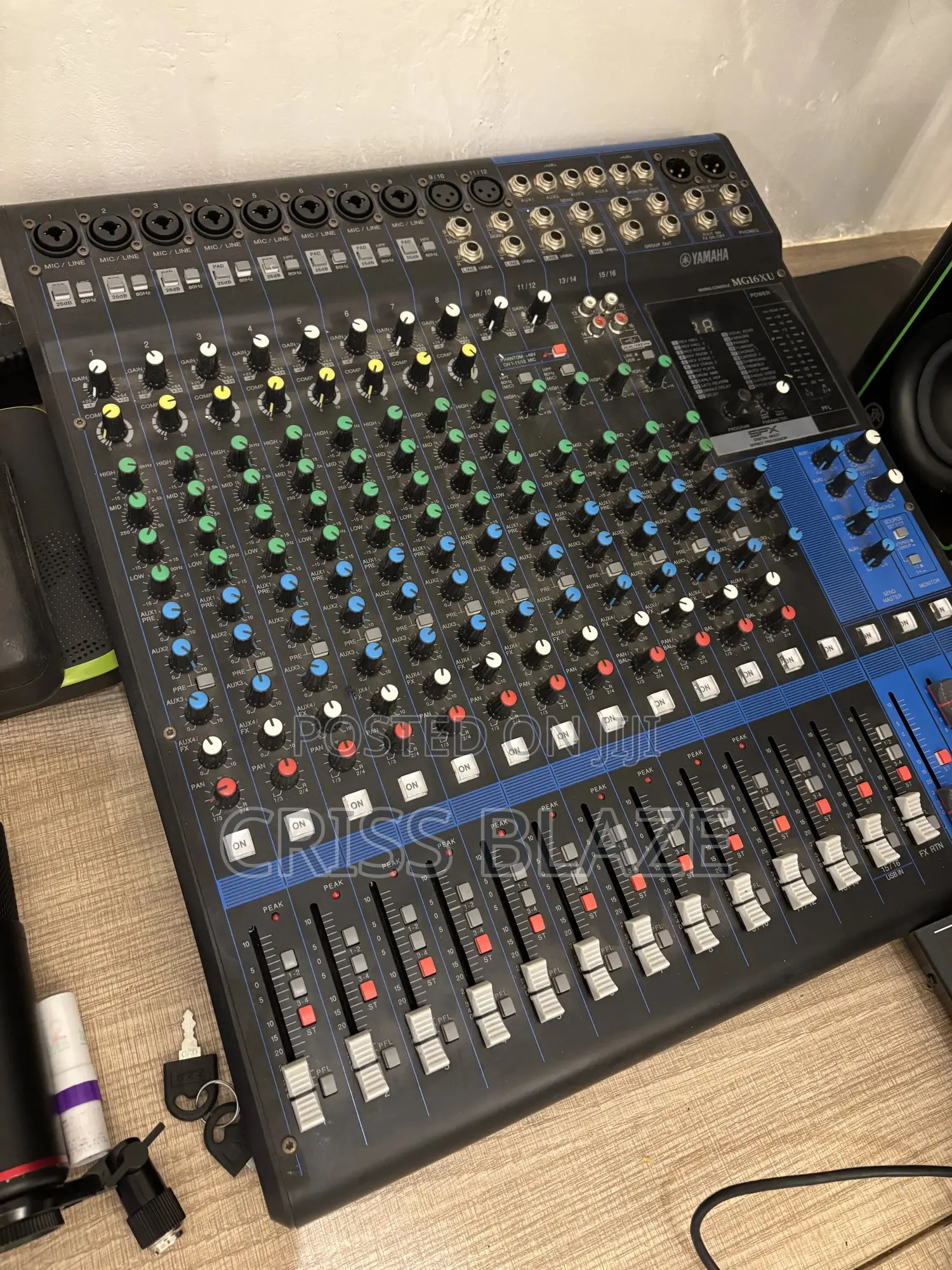 Yamaha Mg16xu 16 Channel Mixer