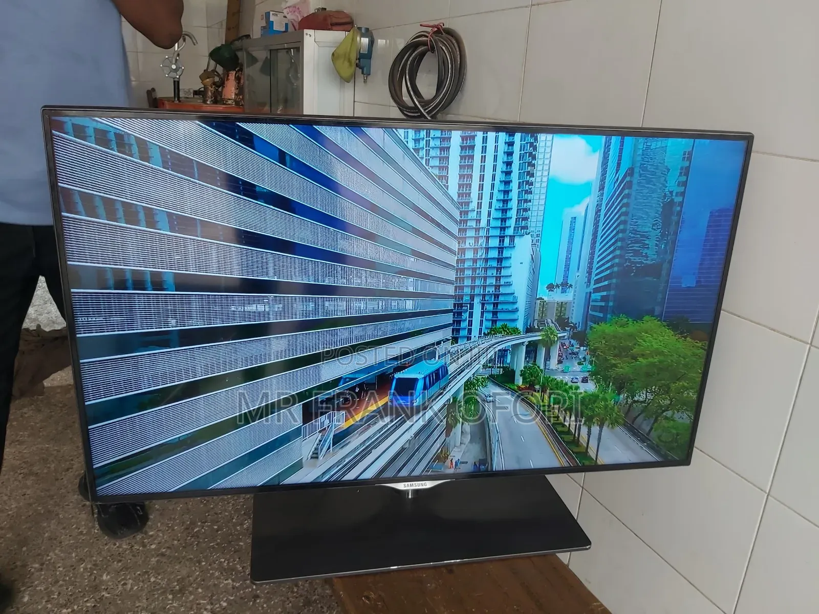 32 Inches Samsung Smart Tv