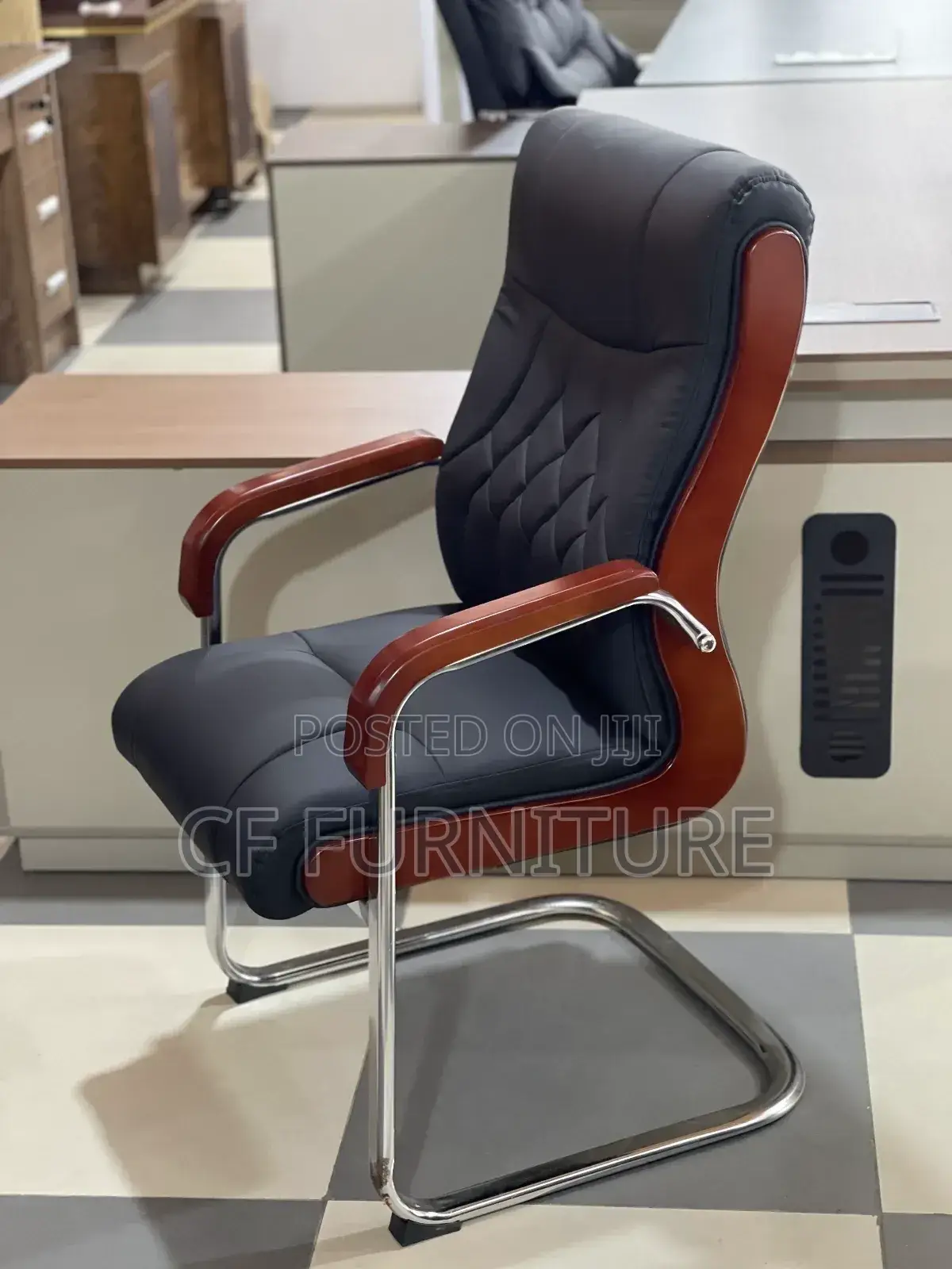 Executive Conference/Visitor Chair