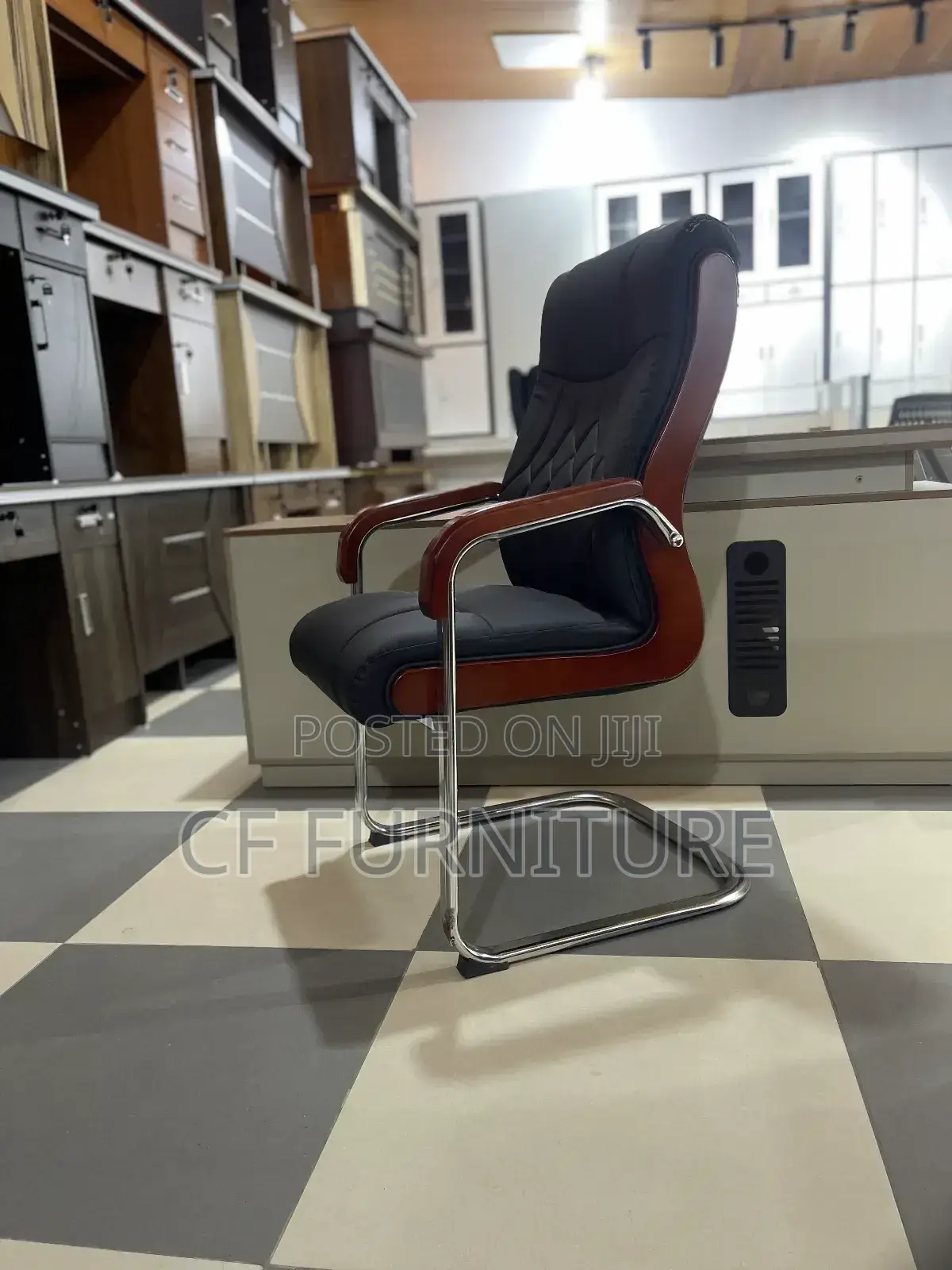 Executive Conference/Visitor Chair