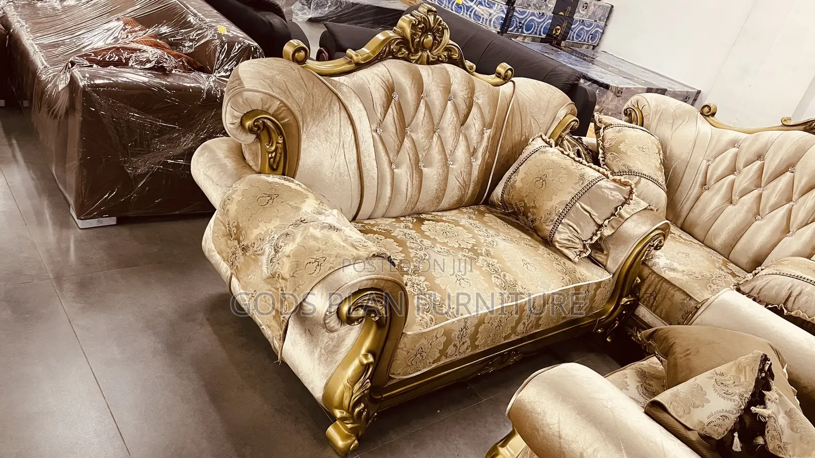 Luxury Royal Sofa Set