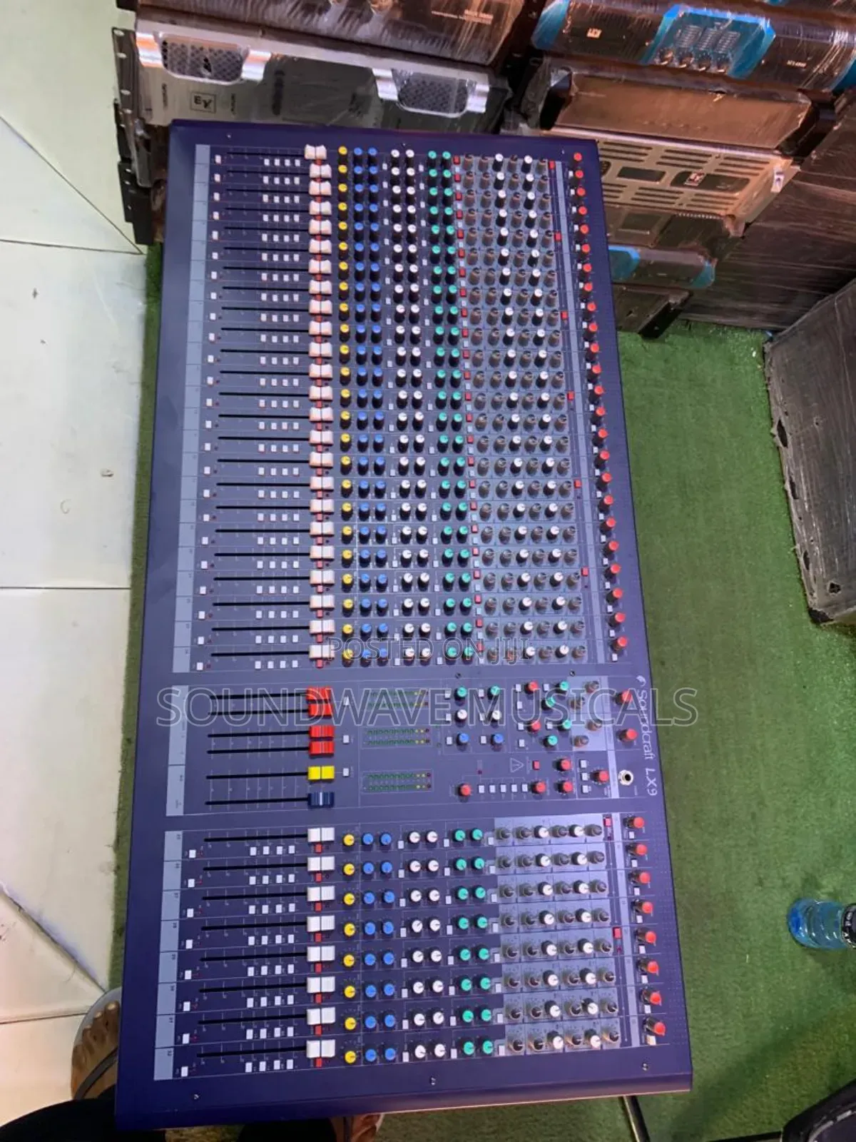 Soundcraft Lx 9 32 Channel Mixer