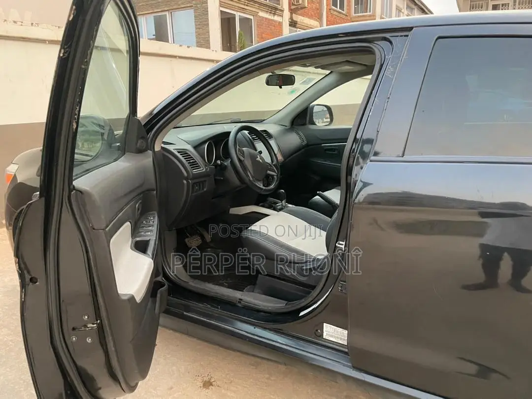 Mitsubishi Outlander 2018 Black
