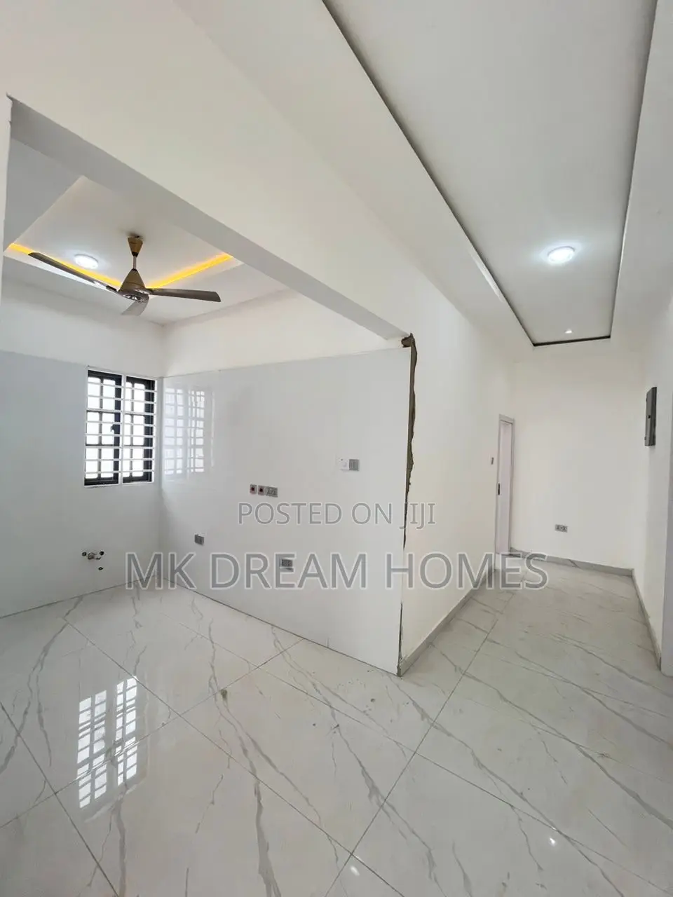 4bdrm House in Lake Side Estate for sale