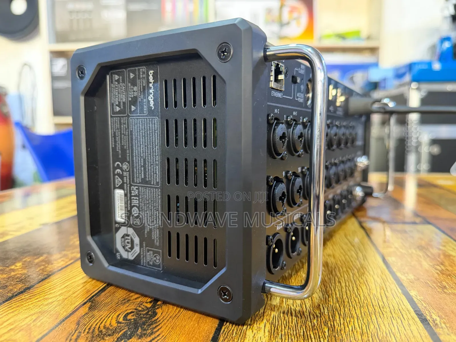 Xr 18 Stage Box