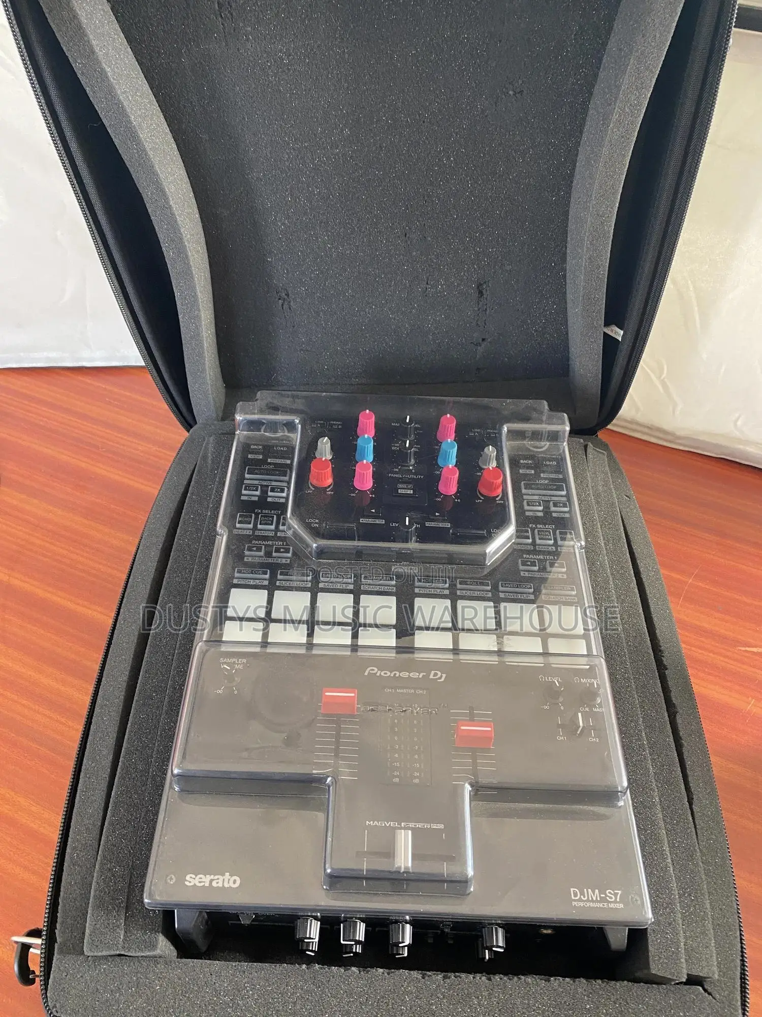 Pioneer DJM S7 Mixer W Dust Cover
