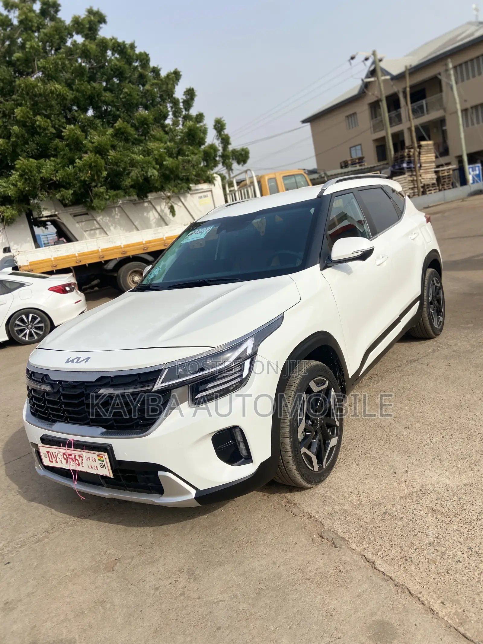 Kia Seltos 2026 White