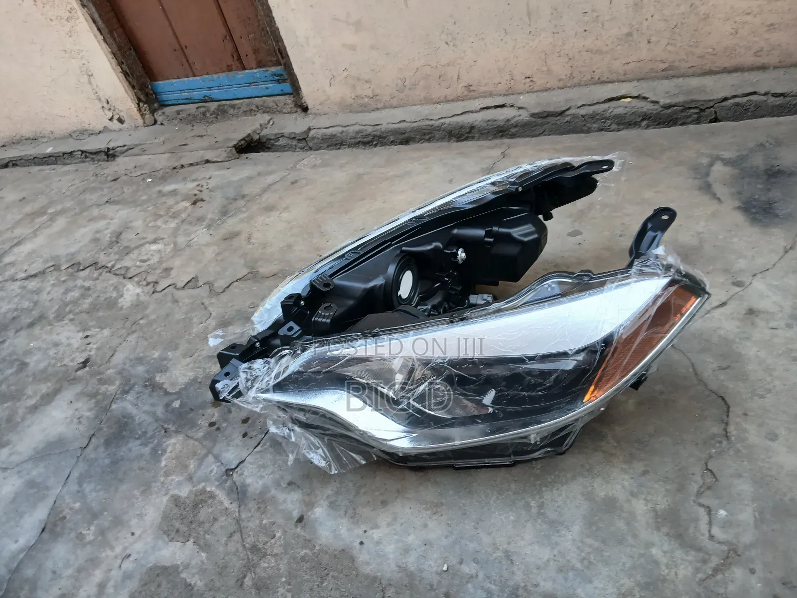 Toyota Corolla 2014 to 2016 Headlight