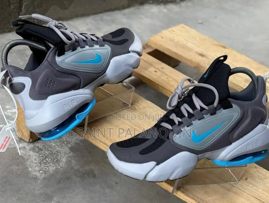 Nike Alpha Savage Sneakers