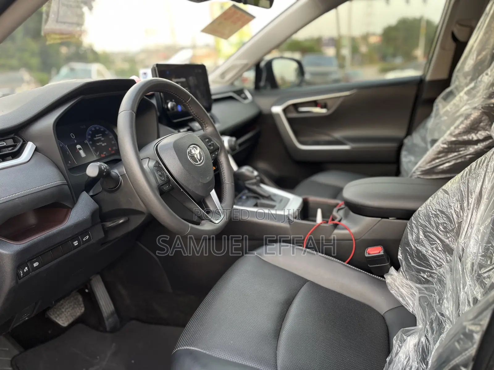 Toyota RAV4 Limited AWD 2024 Gray