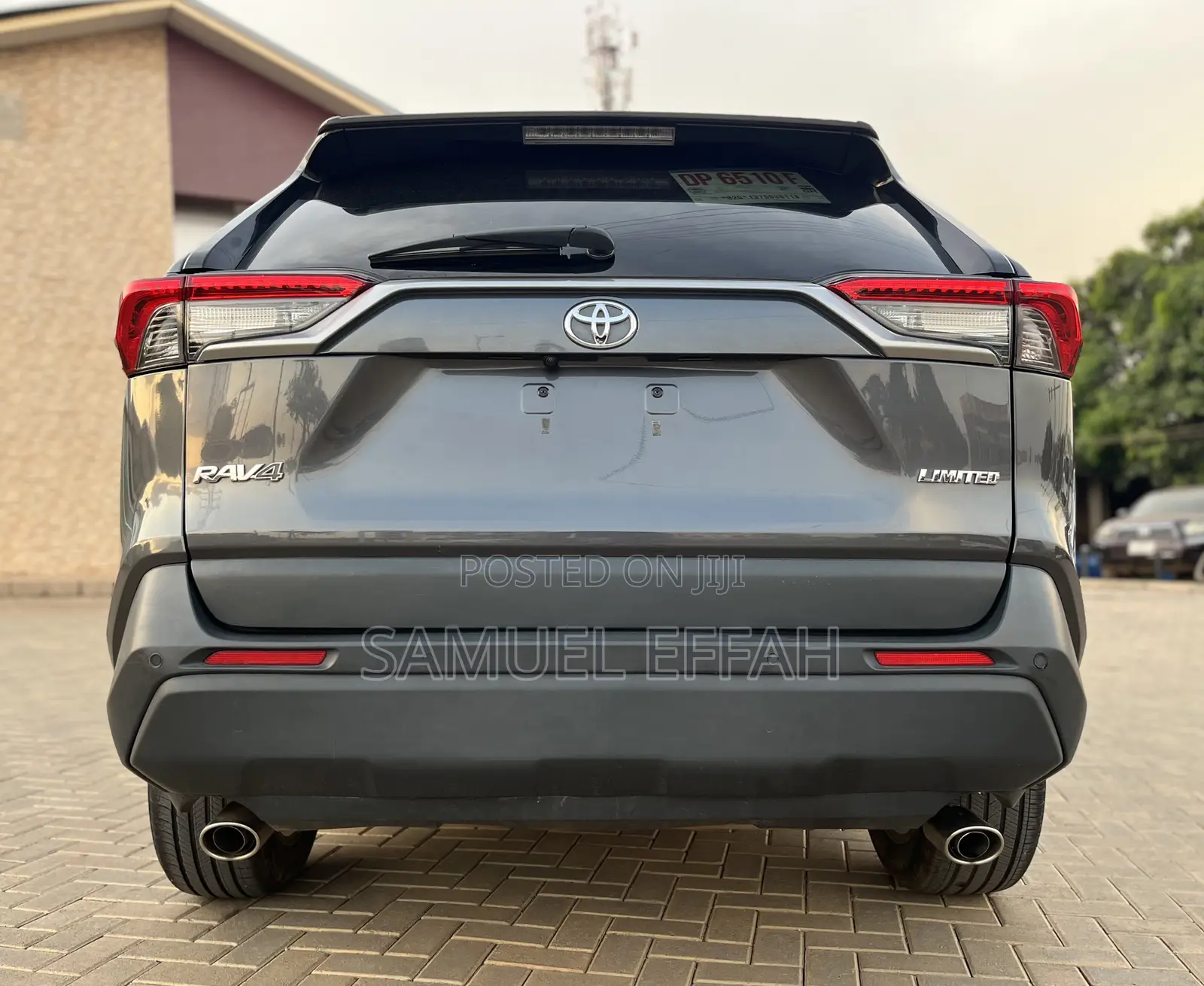 Toyota RAV4 Limited AWD 2024 Gray