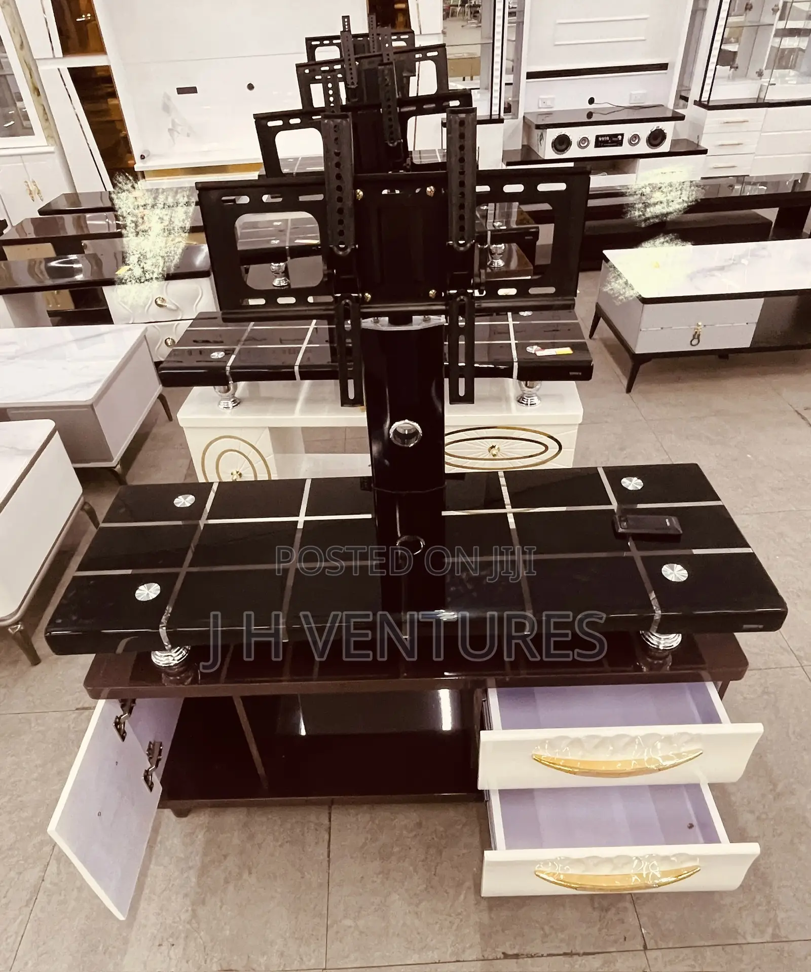 Tv Stand DSG
