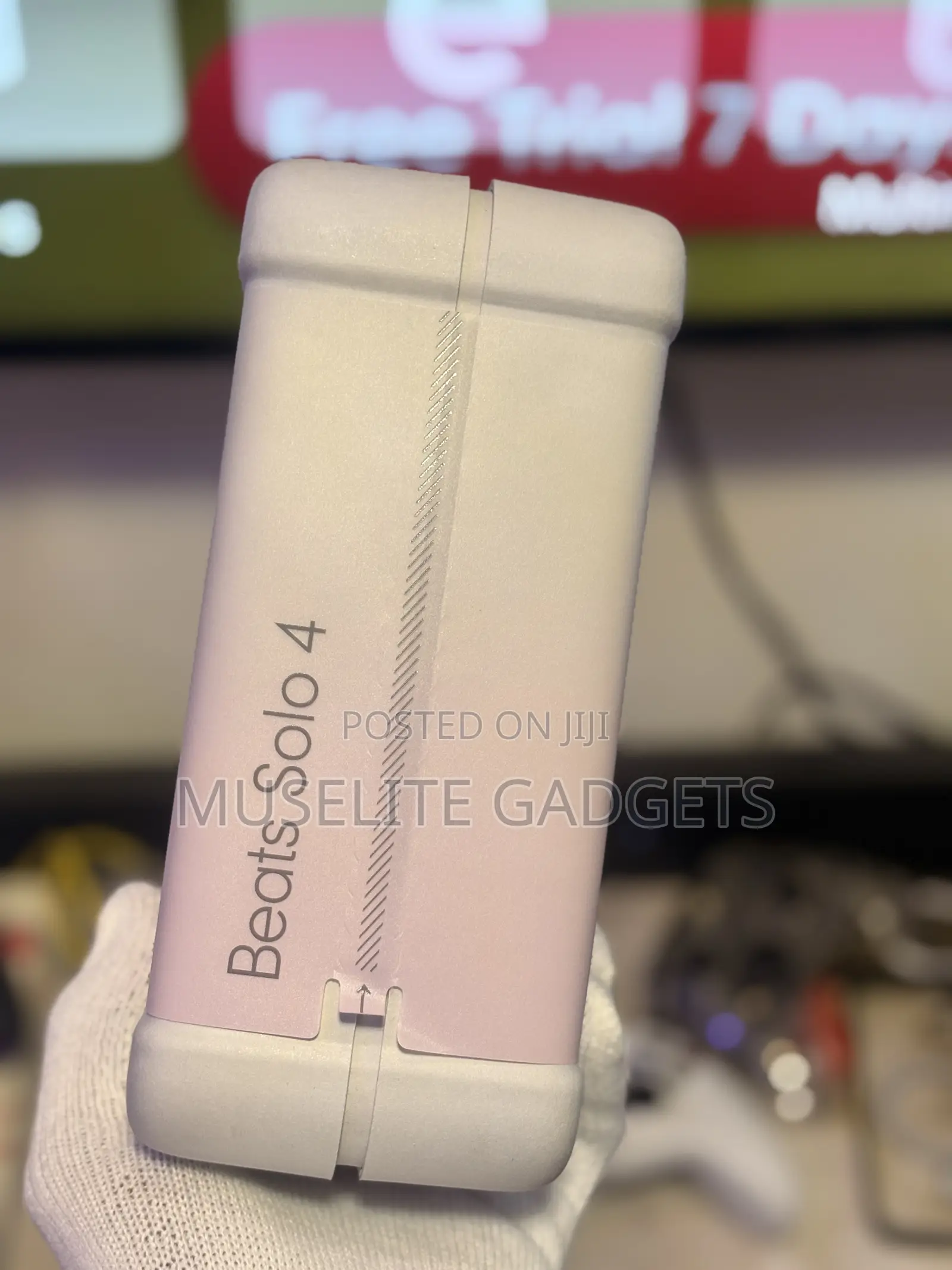 Beats Solo 4 Wireless Headphones - 50h Battery, Clear Sound, Bluetooth