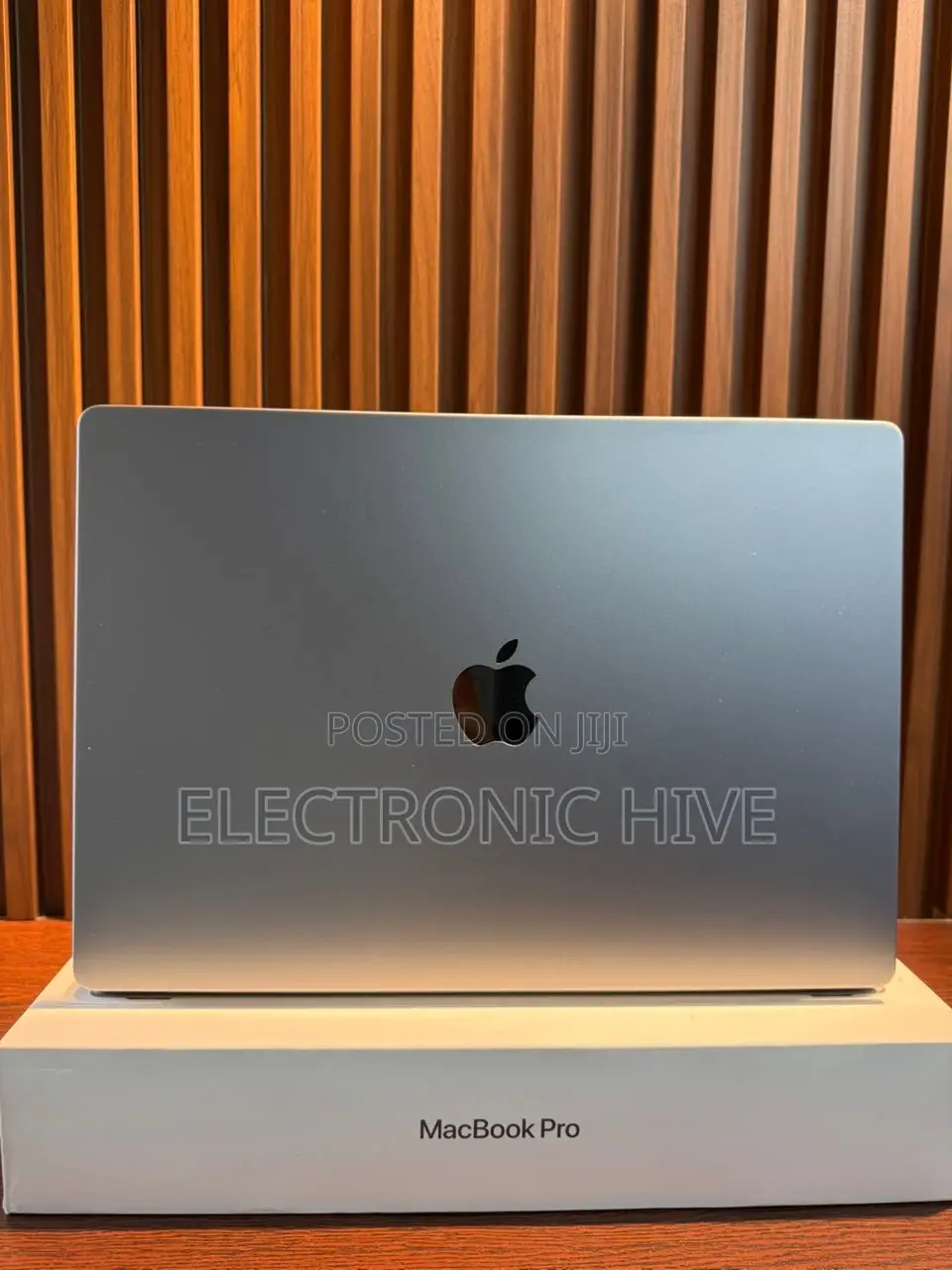 Laptop Apple MacBook Pro 2020 M1 32GB Apple M1 SSD 512GB