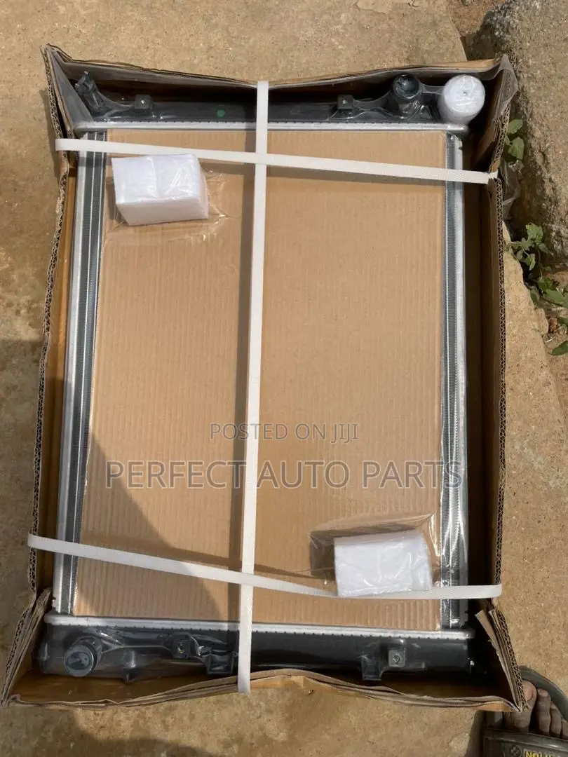 Honda Civic 2016 2017 2018 2019 2020 2021 Radiator / Water Tank