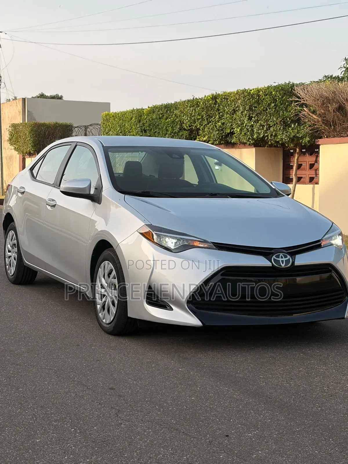 Toyota Corolla 2018 Silver