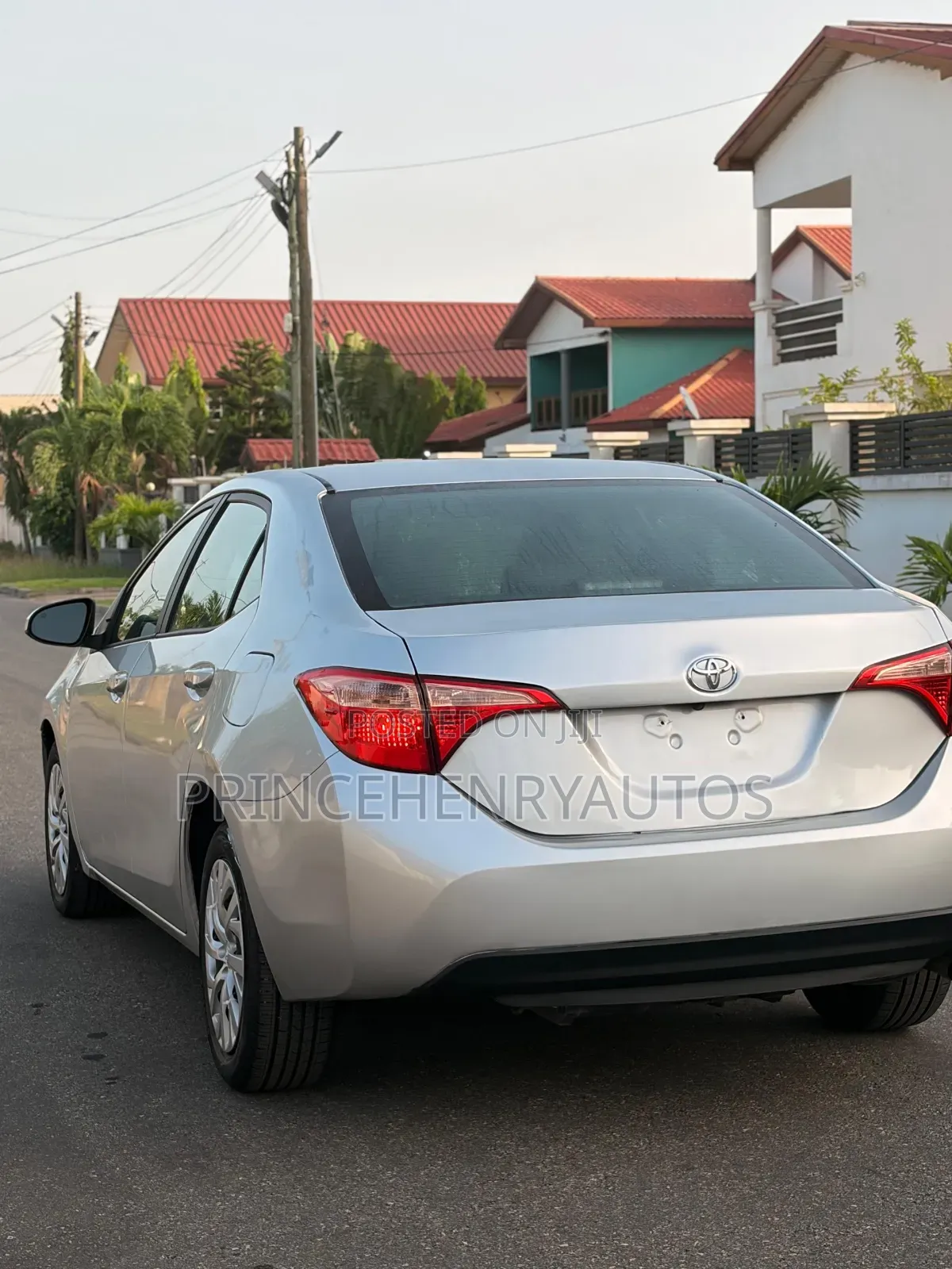 Toyota Corolla 2018 Silver