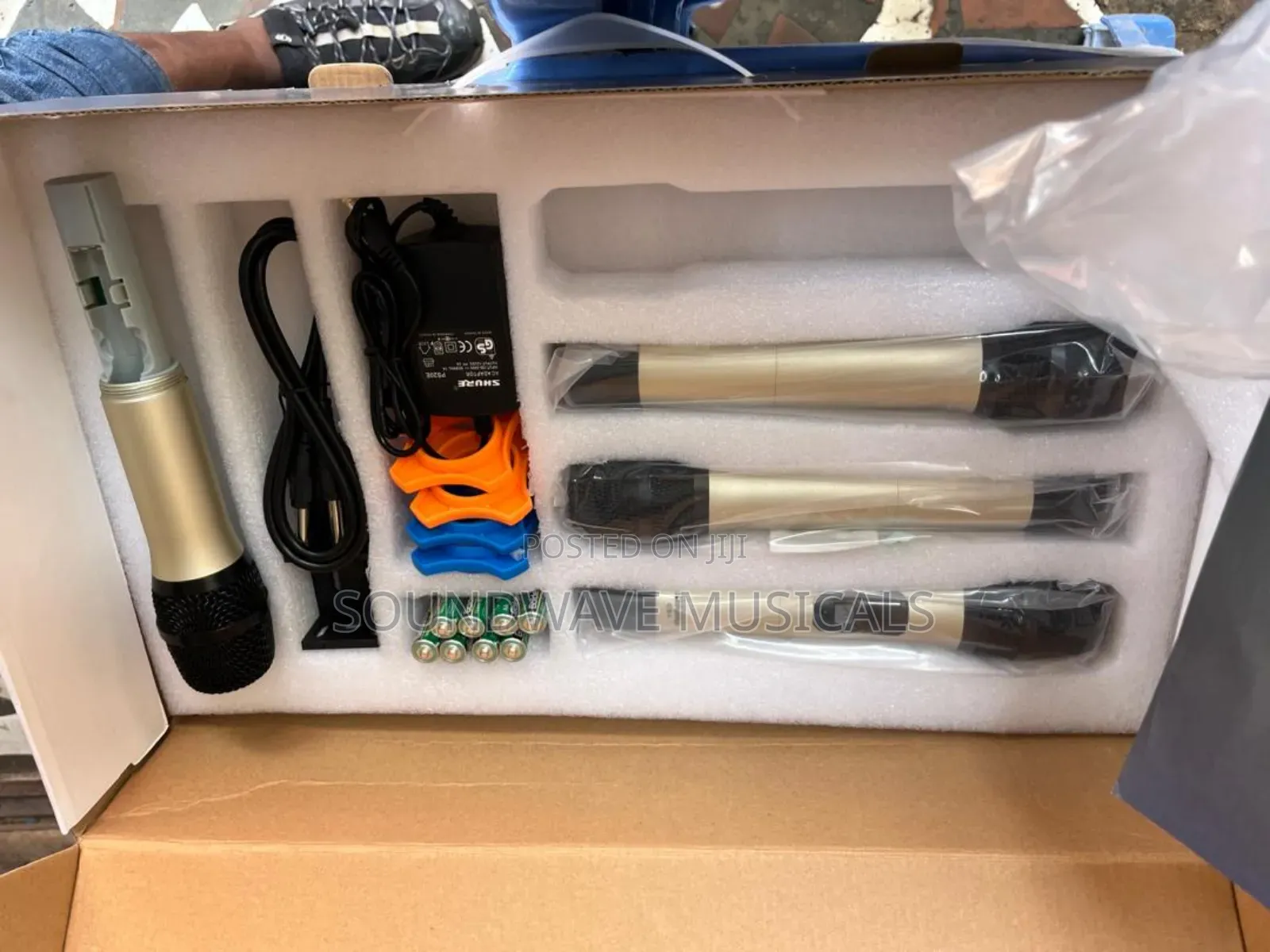 Shura Cs4 (4in1 Cordless Microphone