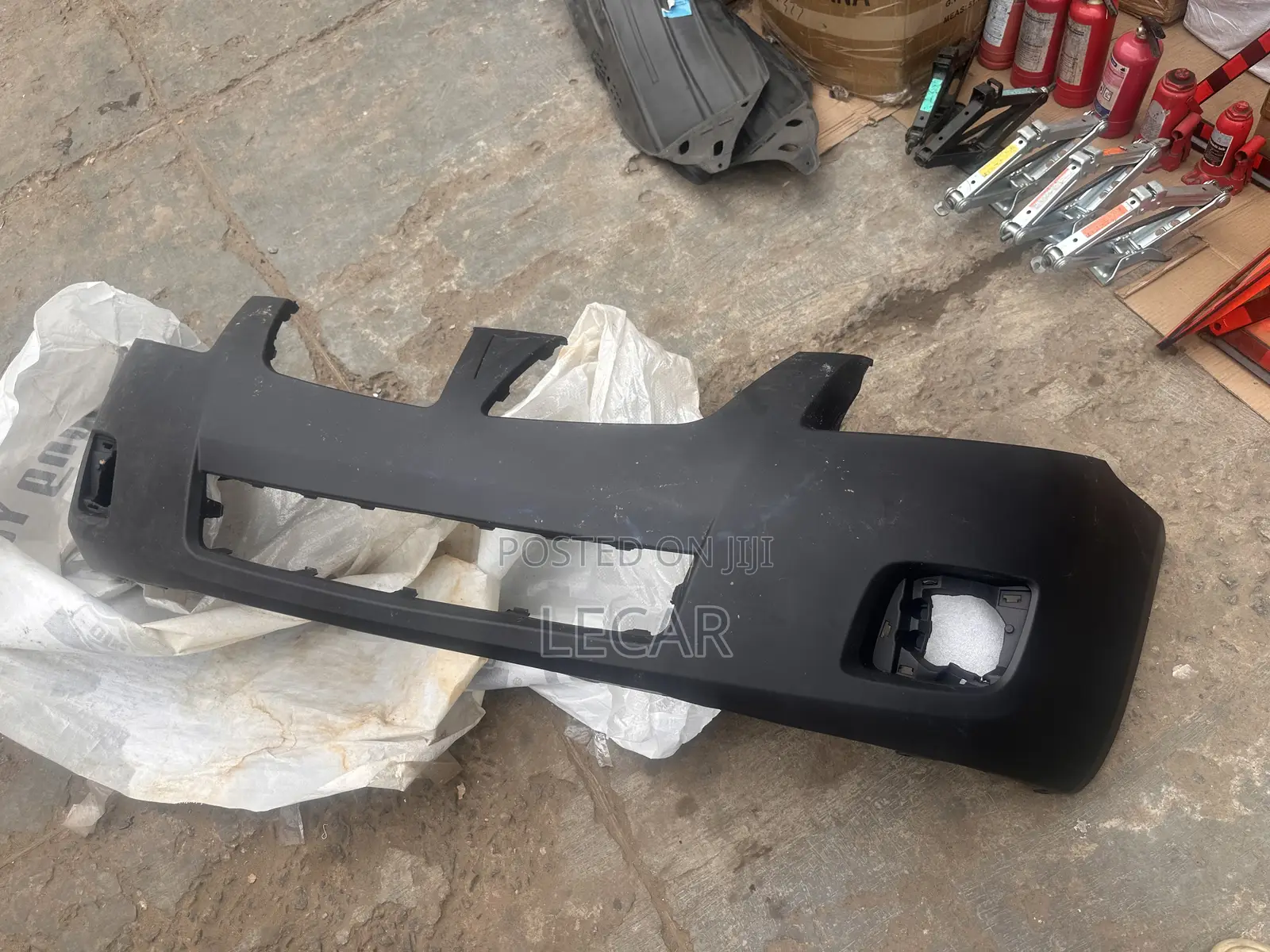 Pontiac Vibe Front Bumper