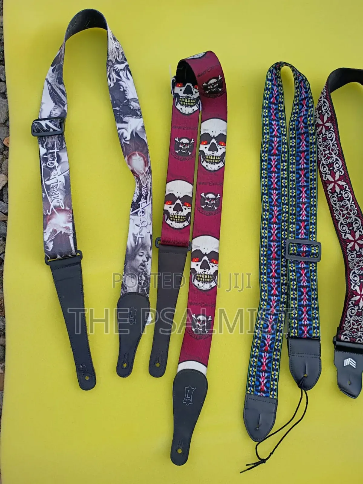 Straps Stagg, Levi's Mozak Professional Brands