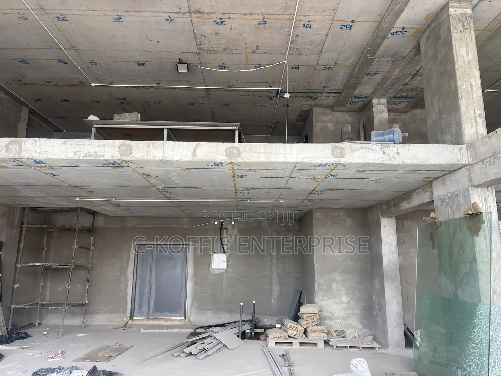 Executive 1,000 SQM Showroom at North Kaneshie Industrial Area